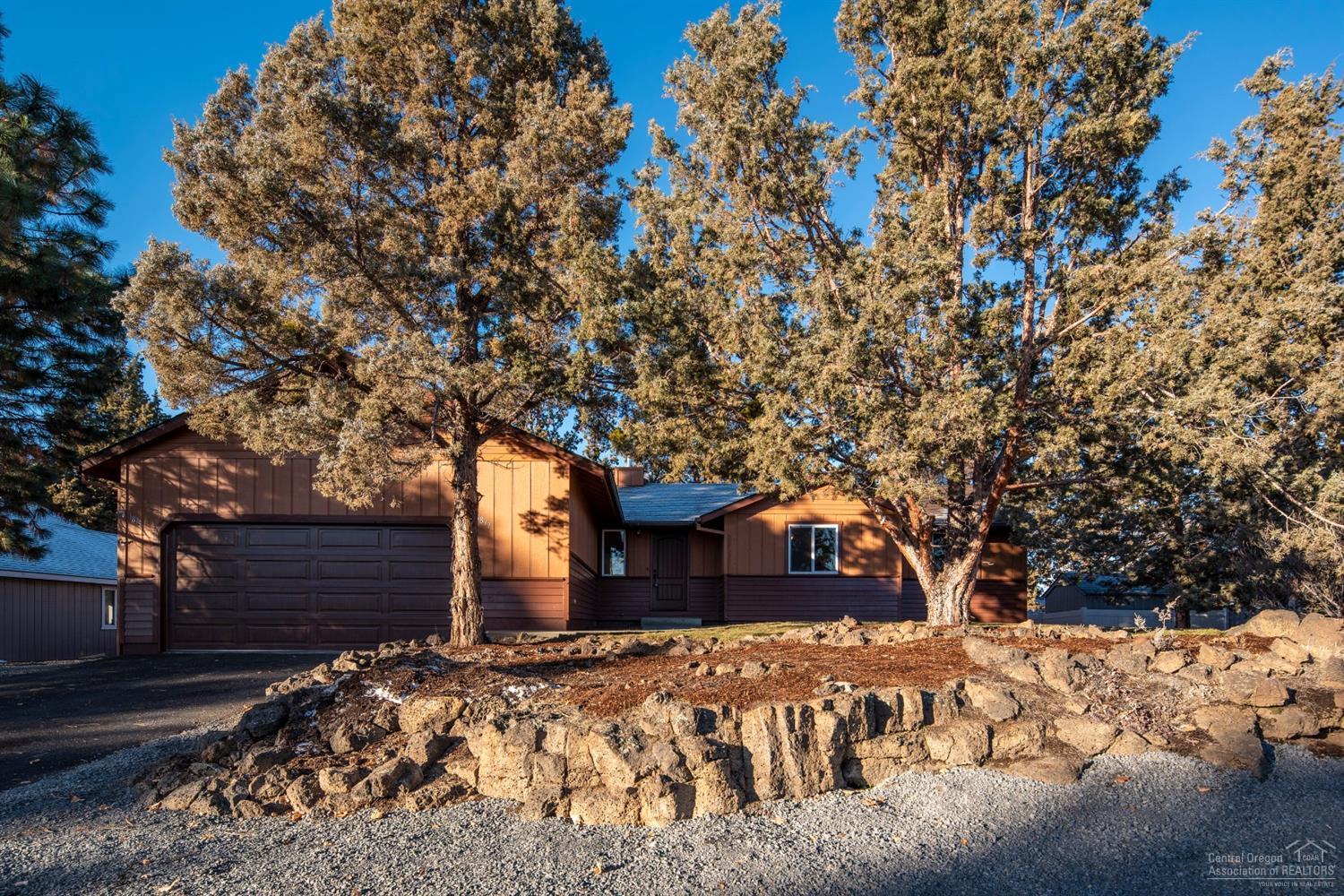 Lots of remodeling completed on this 3 bedroom, 2 bath home with double car attached garage,<br>separate utility room, new landscaping, and fenced yard. Kitchen with tiled counter tops, new range/oven, new refrigerator,dishwasher and microwave. Separate formal dining, Large great room open to dining and kitchen. Laminate flooring in livingareas, new carpet in the bedrooms, new toilets and vinyl. Large lot with RV Parking and beautiful deck all along the back andside of the home. Vacant and ready to go.