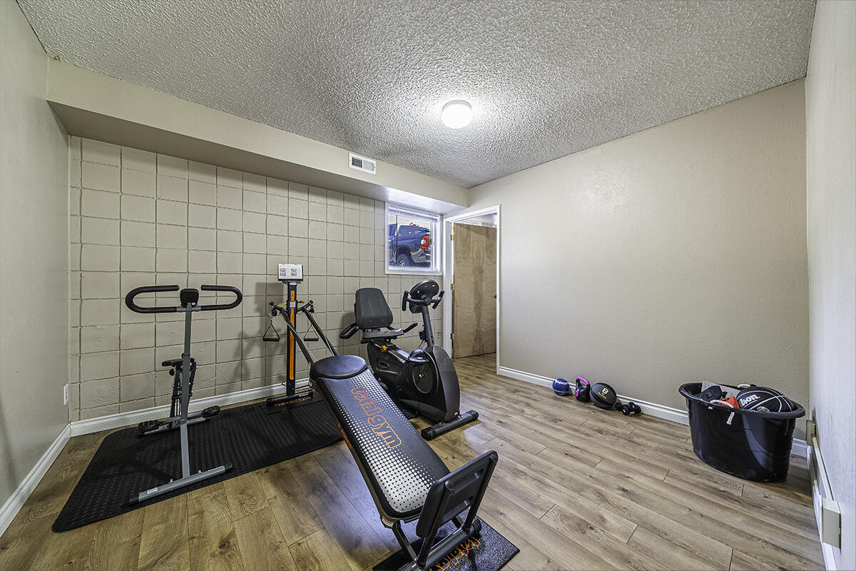 Siskiyou Village Unit No 1 - Residential