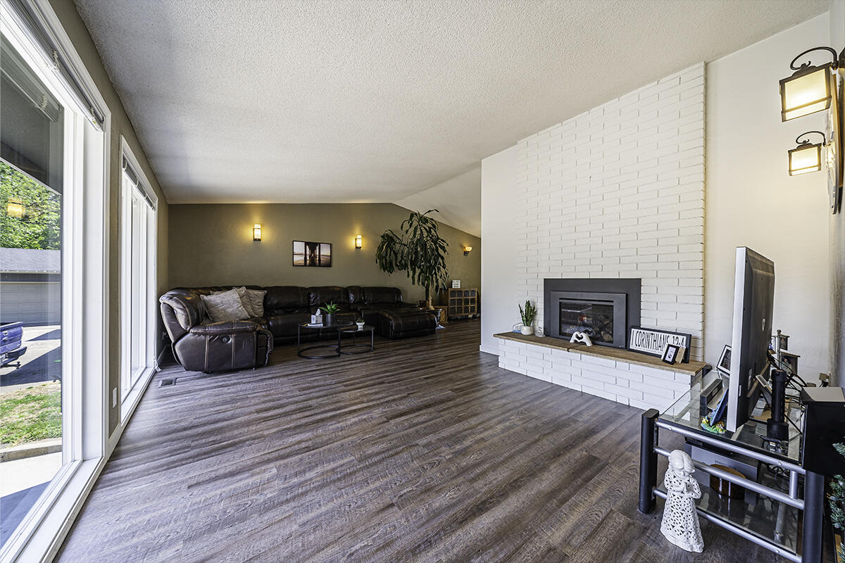 Siskiyou Village Unit No 1 - Residential