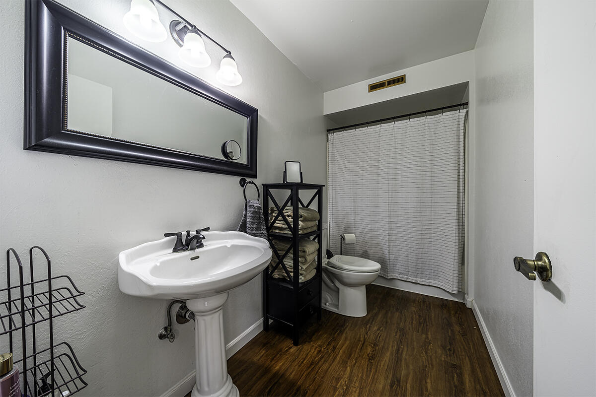 Siskiyou Village Unit No 1 - Residential