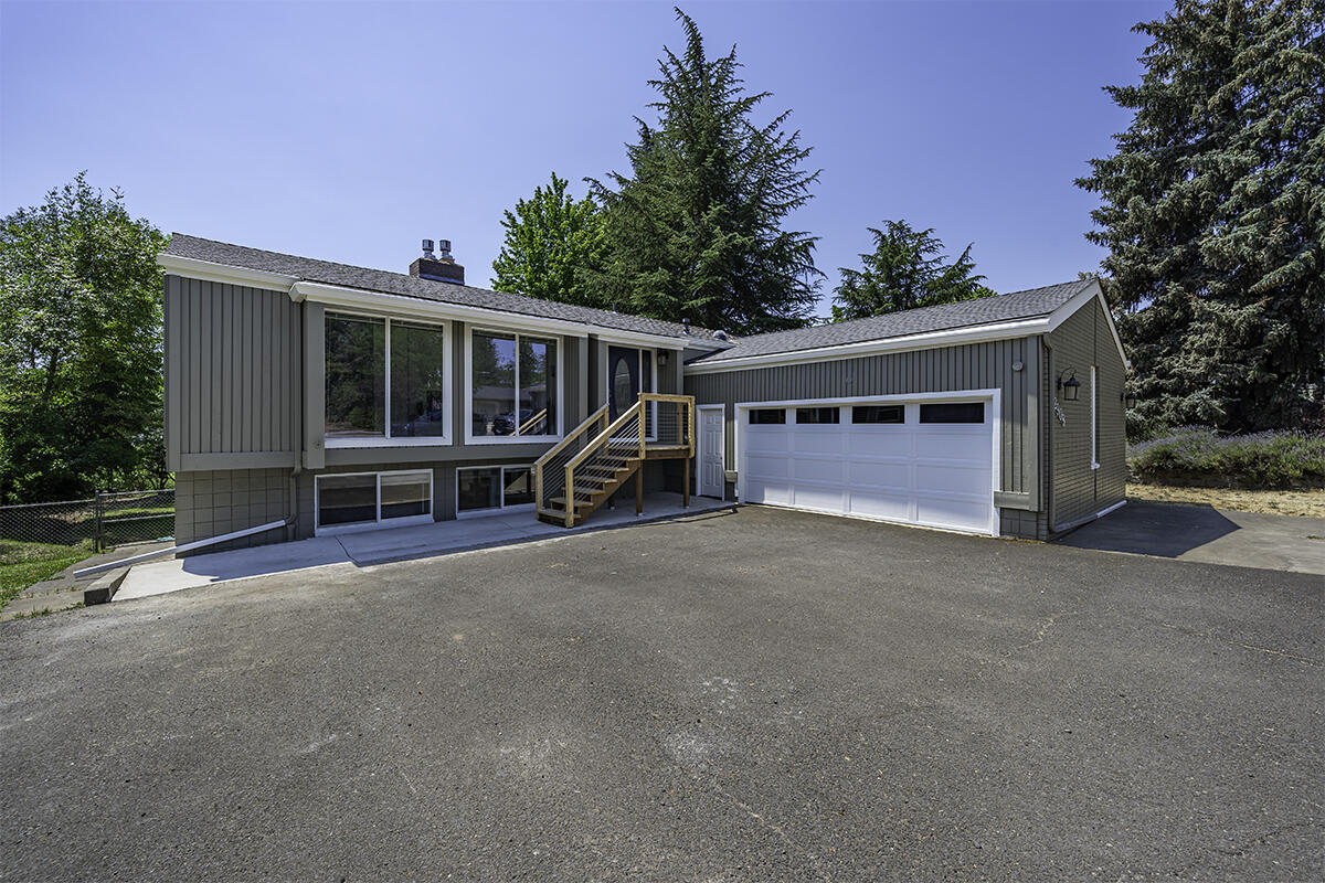 Siskiyou Village Unit No 1 - Residential