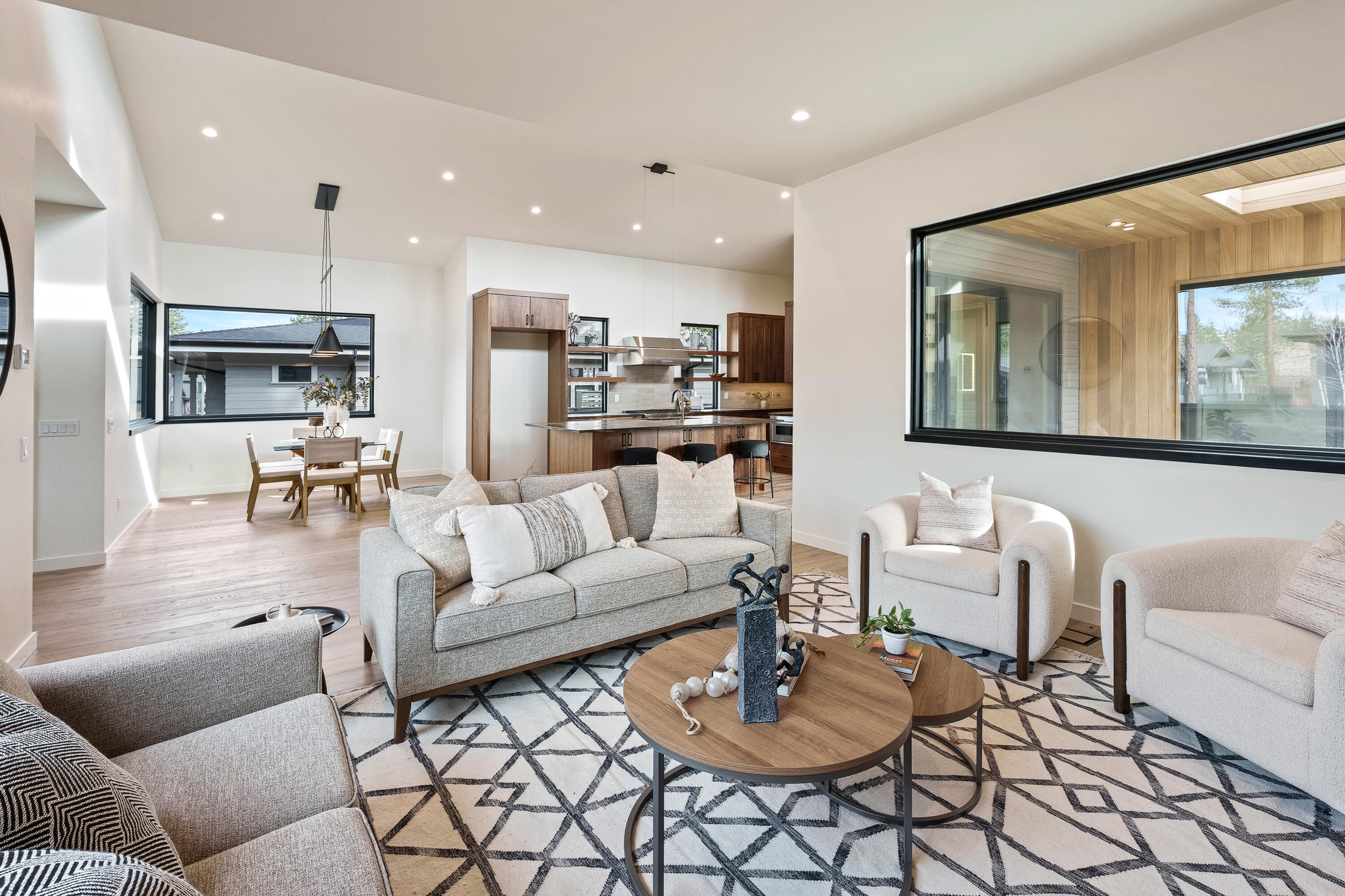 Discovery West Phase 6 & 7 - Residential