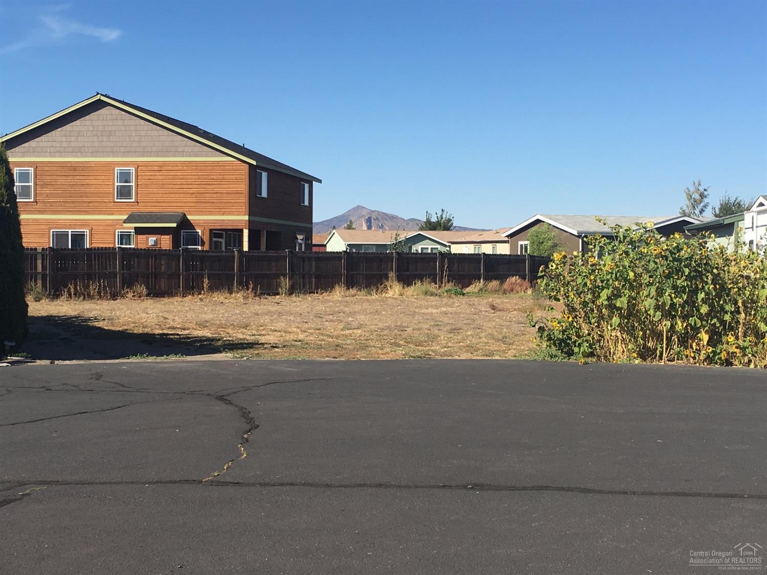 Perfect flat lot in quiet cul-de-sac ready for your new home. Quiet, secluded community - would be great for anyone. Priced to sell - check it out today!