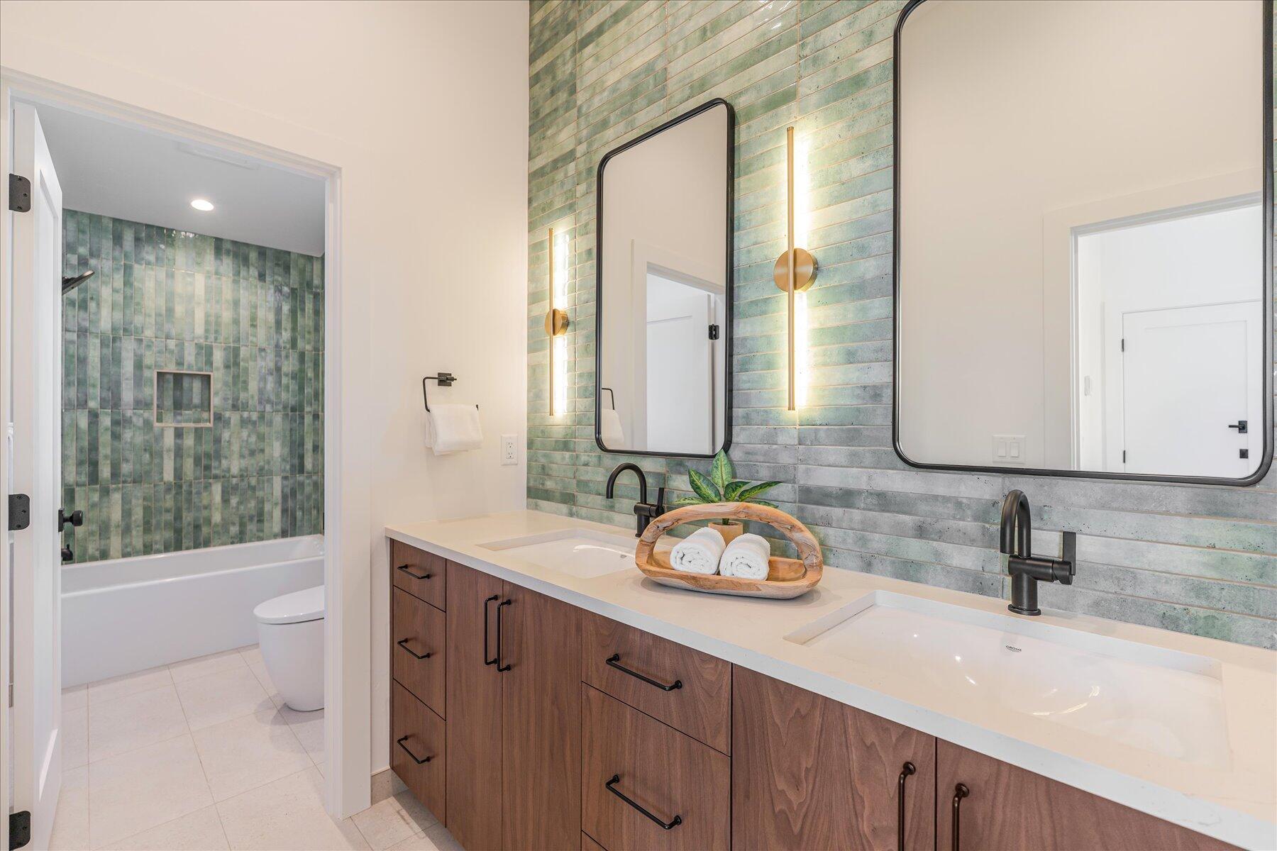 Discovery West Phase 6 & 7 - Residential