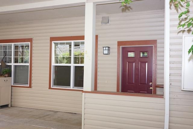 Fabulous nature views! Enjoy the beautiful 4 acre park just outside your door! Great covered balcony to take in the fresh floral scents in the air. New carpet and vinyl throughout and recently painted too. Open, walk thru style kitchen with nook area great for that small table or even desk work area. Master suite with large windows and views of Mt. Ashland. Also has a walk thru closet and a low step-in style shower in the bathroom. Easy access to the elevator and to the clubhouse. Assigned parking in the parking garage on the lower level of the building. So much to do and you would be a part of Ashland's only 55+ resort community, Mountain Meadows. Enjoy the fitness center, clubhouse with private dining room, community garden with raised beds, music events, and much more.