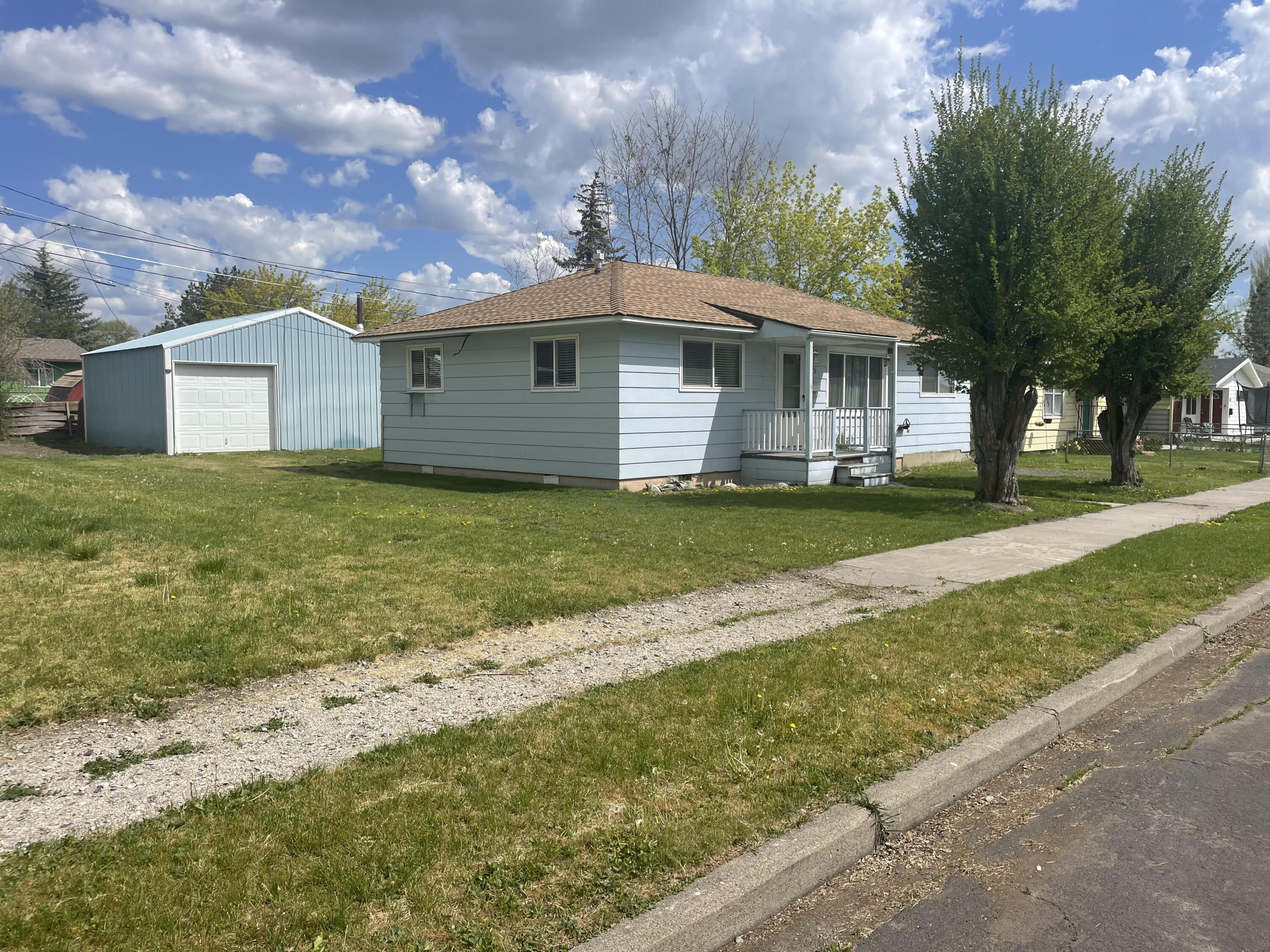 Old Orchard Manor - Residential