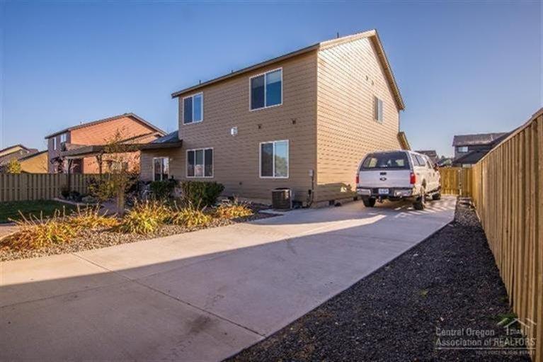 Summit Crest - Residential