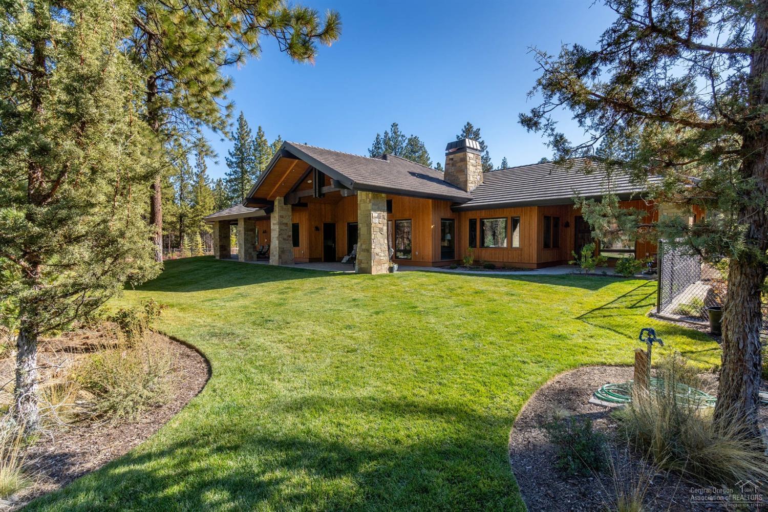 The Highlands at Broken Top - Residential