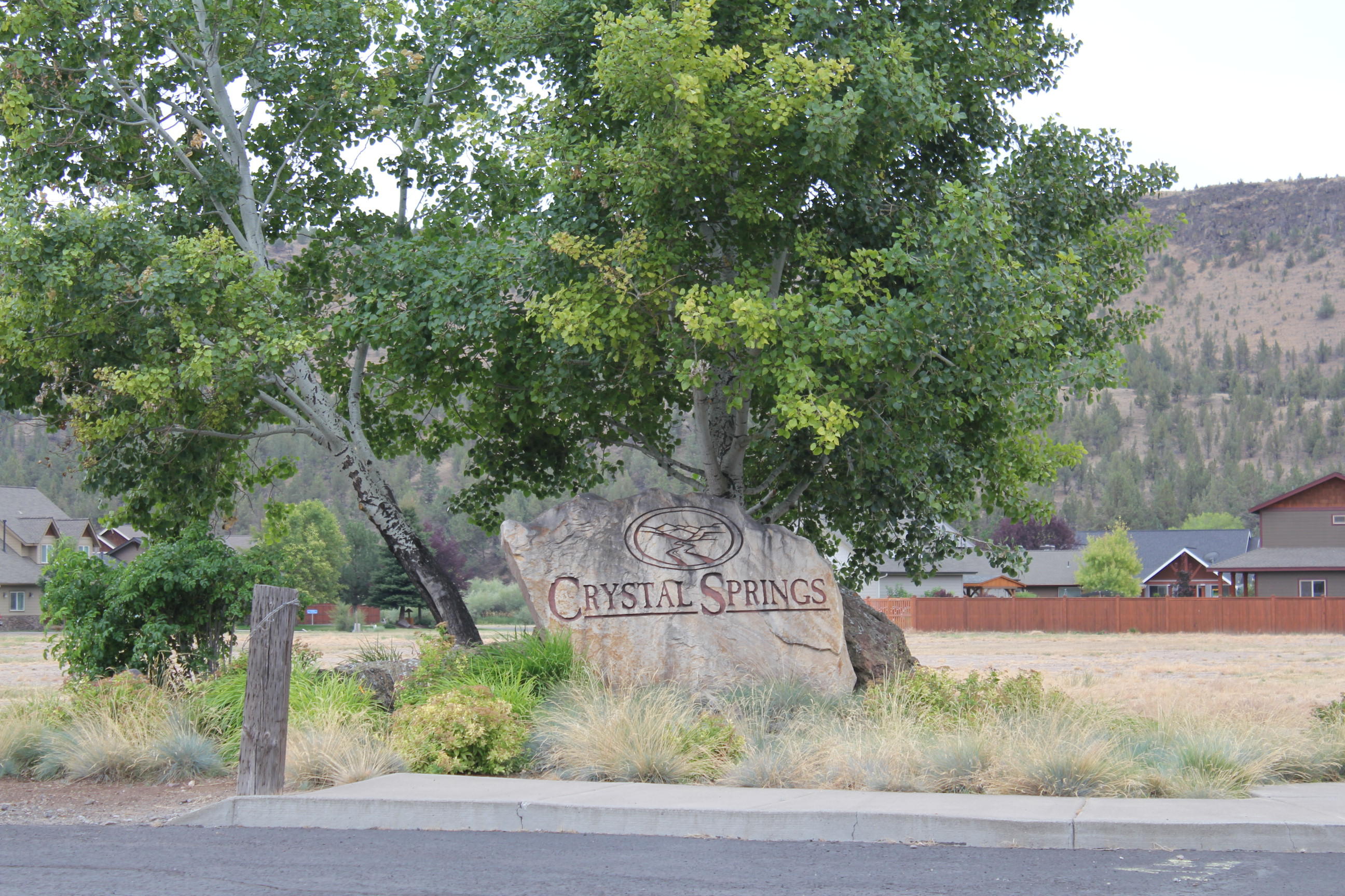 Build your dream home in Crystal Springs subdivision, close to Ochoco reservoir!  Utilities at the lot line.