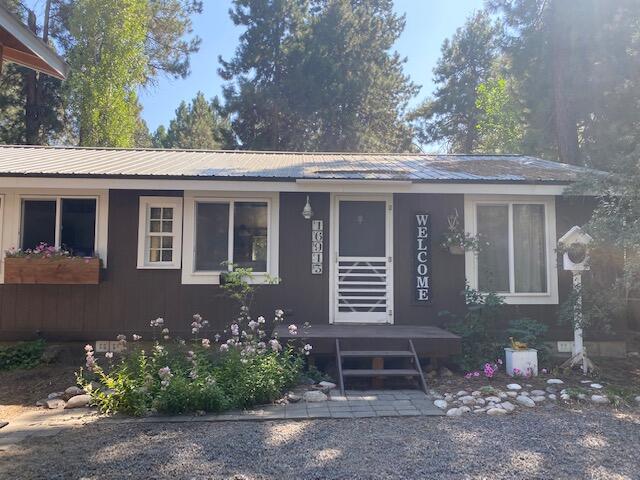 Your forever home awaits! Tucked away in the forest surrounded by majestic ponderosa pine trees, over 1/2 acre, fully fenced & gated, this meticulously
maintained home won't disappoint and is move in ready with a new shop with plenty of room for your RV, boat, toys, hobbies, or home business! Just a few minutes away from Sunriver Proper located in the Three Rivers area. Includes
deeded river access to the community marina and boat launch. Don't delay, won't last long! Lot behind property is also available to purchase and is over 1/2
acre and buildable MLS#220132928.