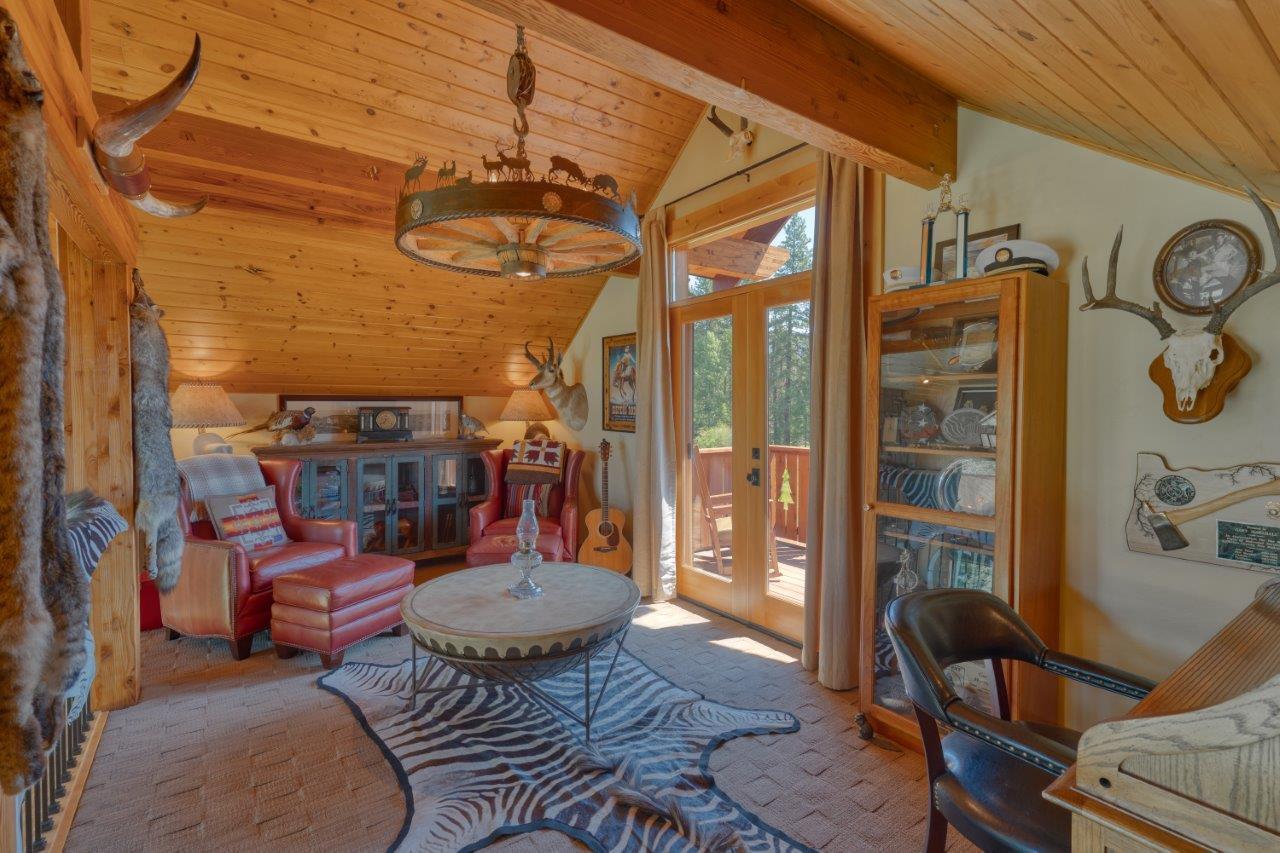 Metolius Meadows - Residential