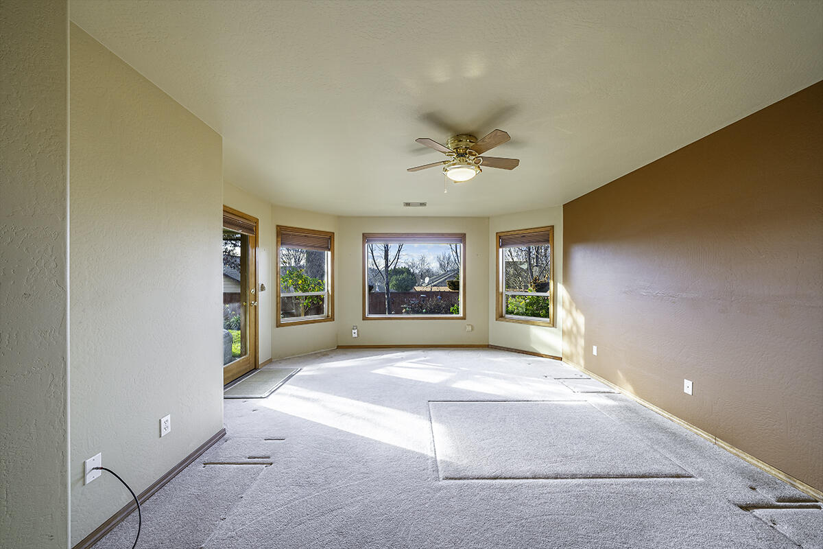 Larson Creek Estates Phases 1And 2 - Residential