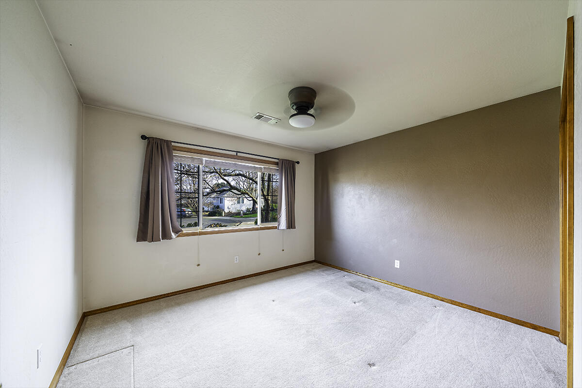 Larson Creek Estates Phases 1And 2 - Residential