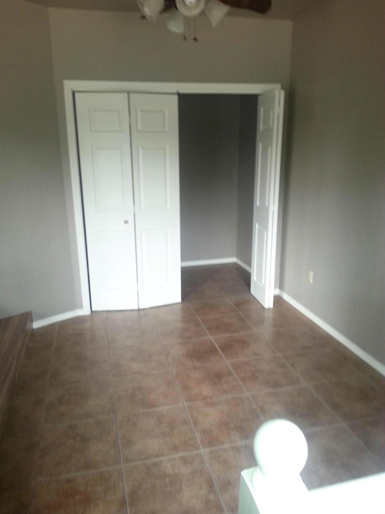 Hunters Circle - Residential