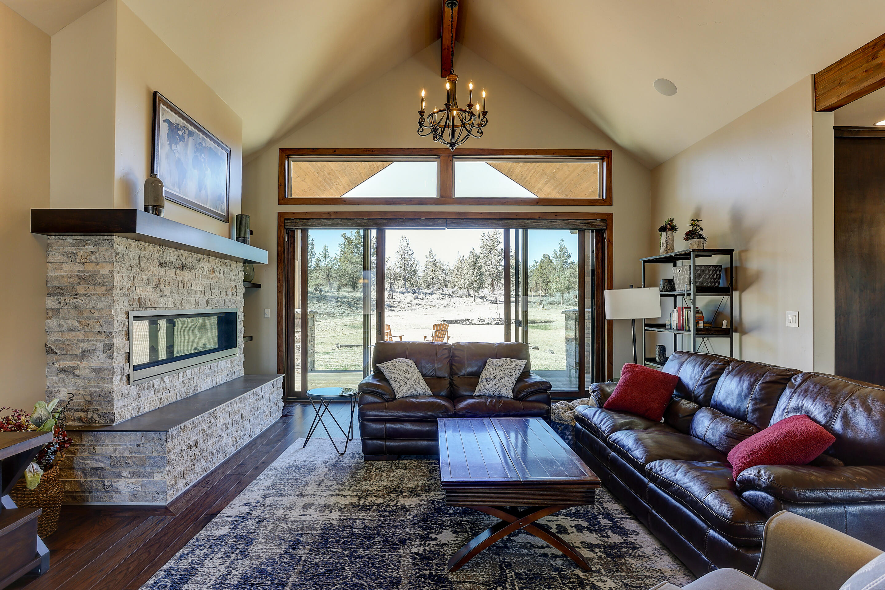 Pacific Cascade Hts - Residential