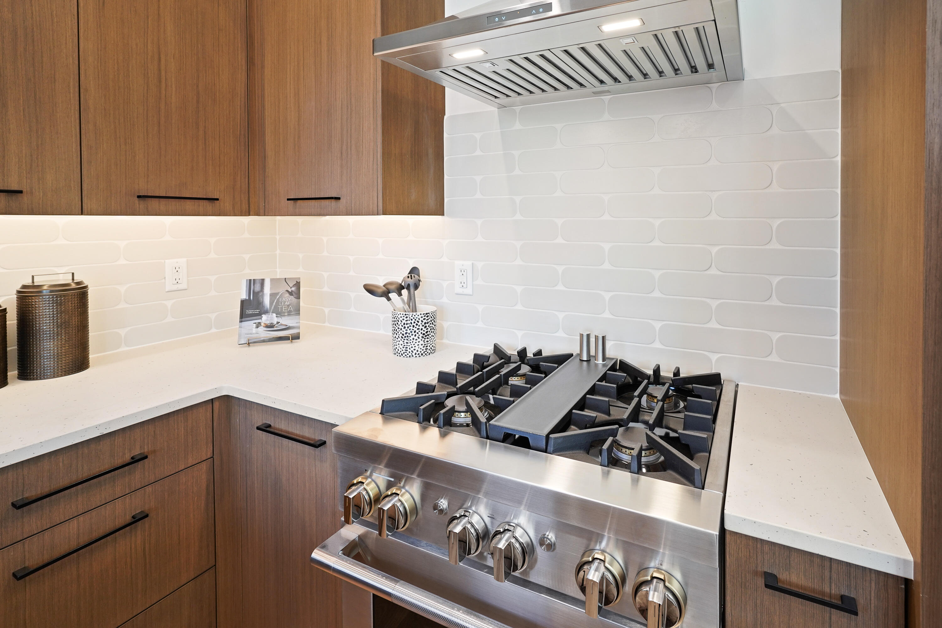 Discovery West Phase 4 - Residential