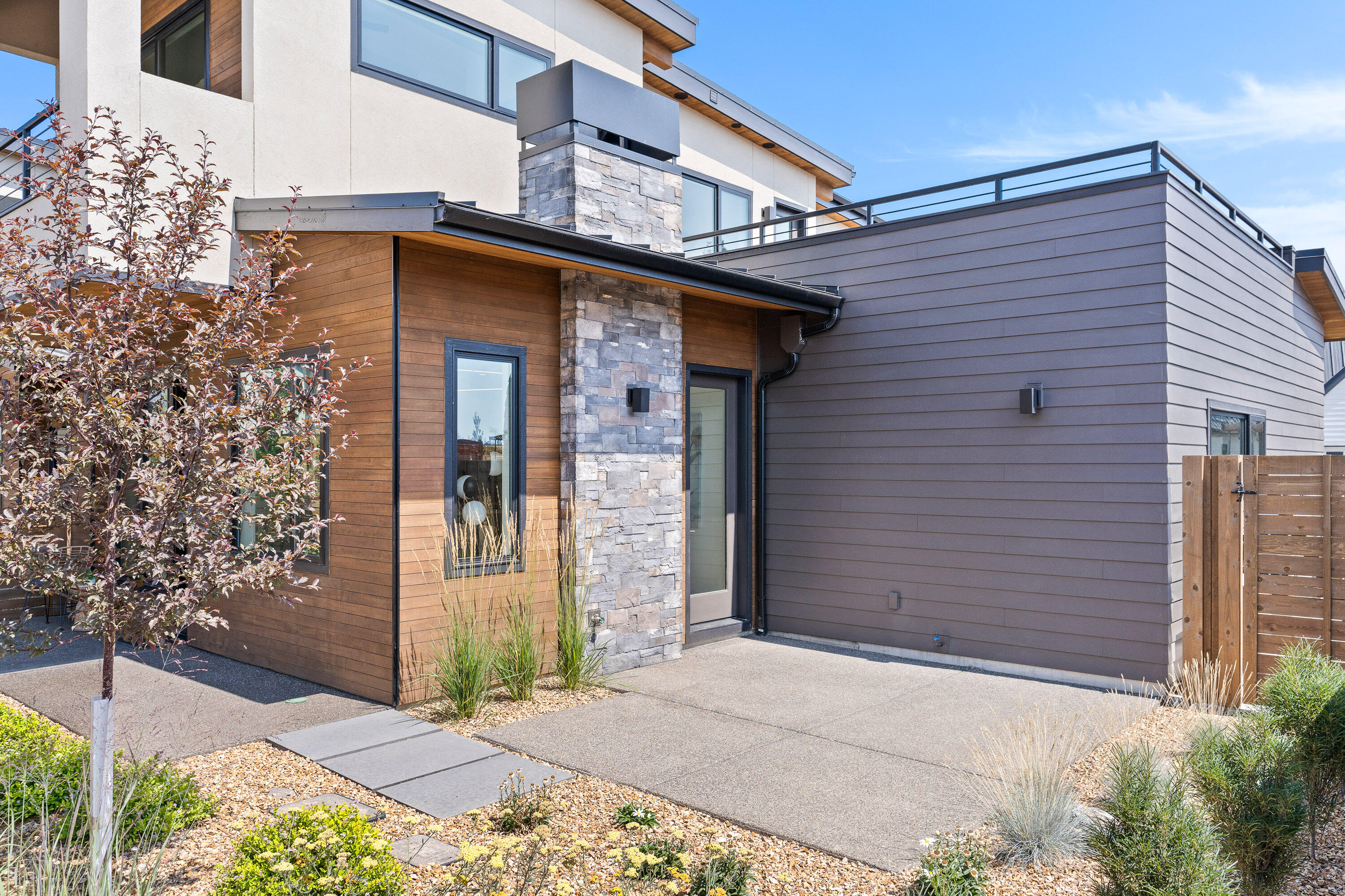 Discovery West Phase 4 - Residential