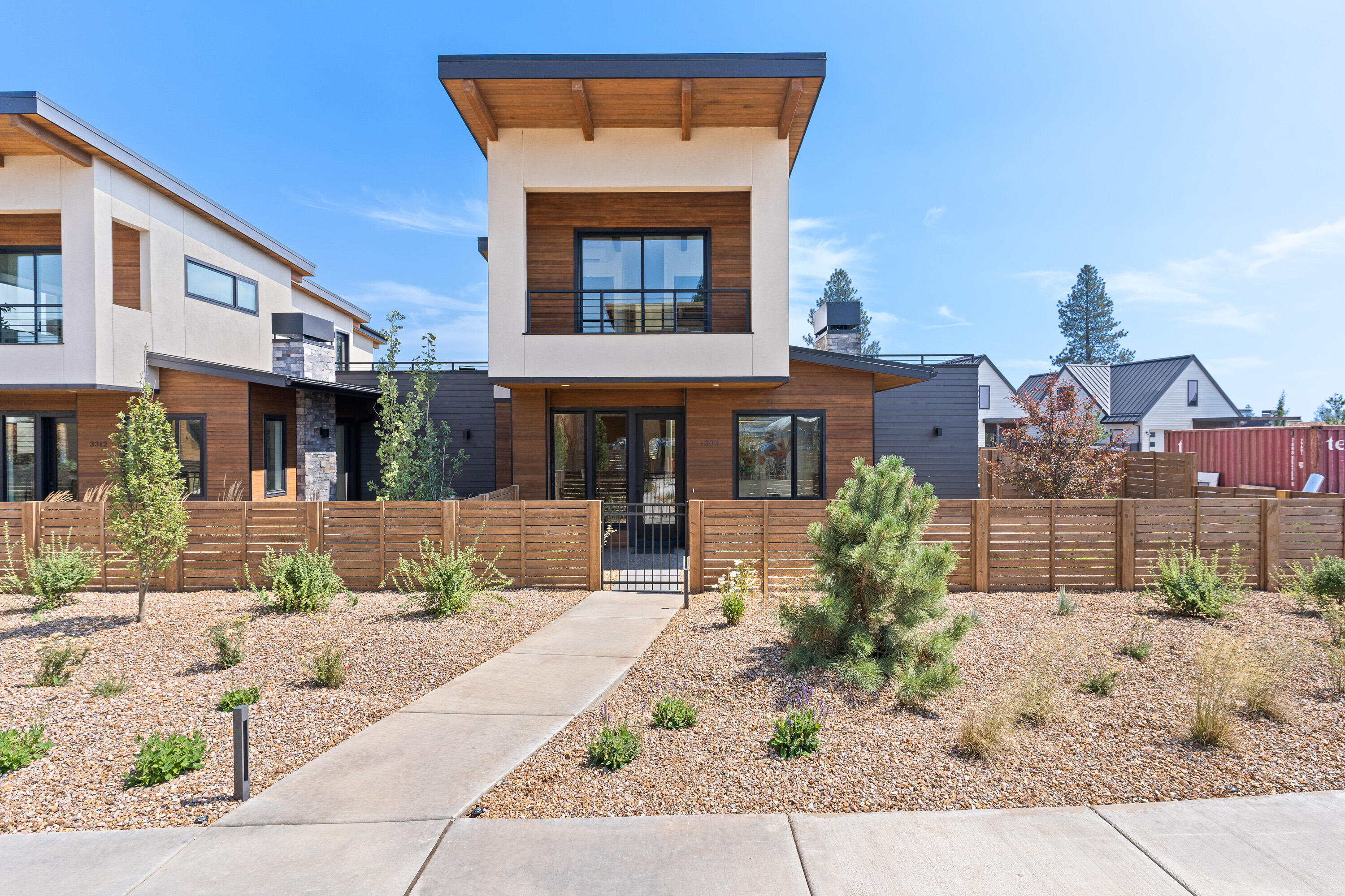 Discovery West Phase 4 - Residential