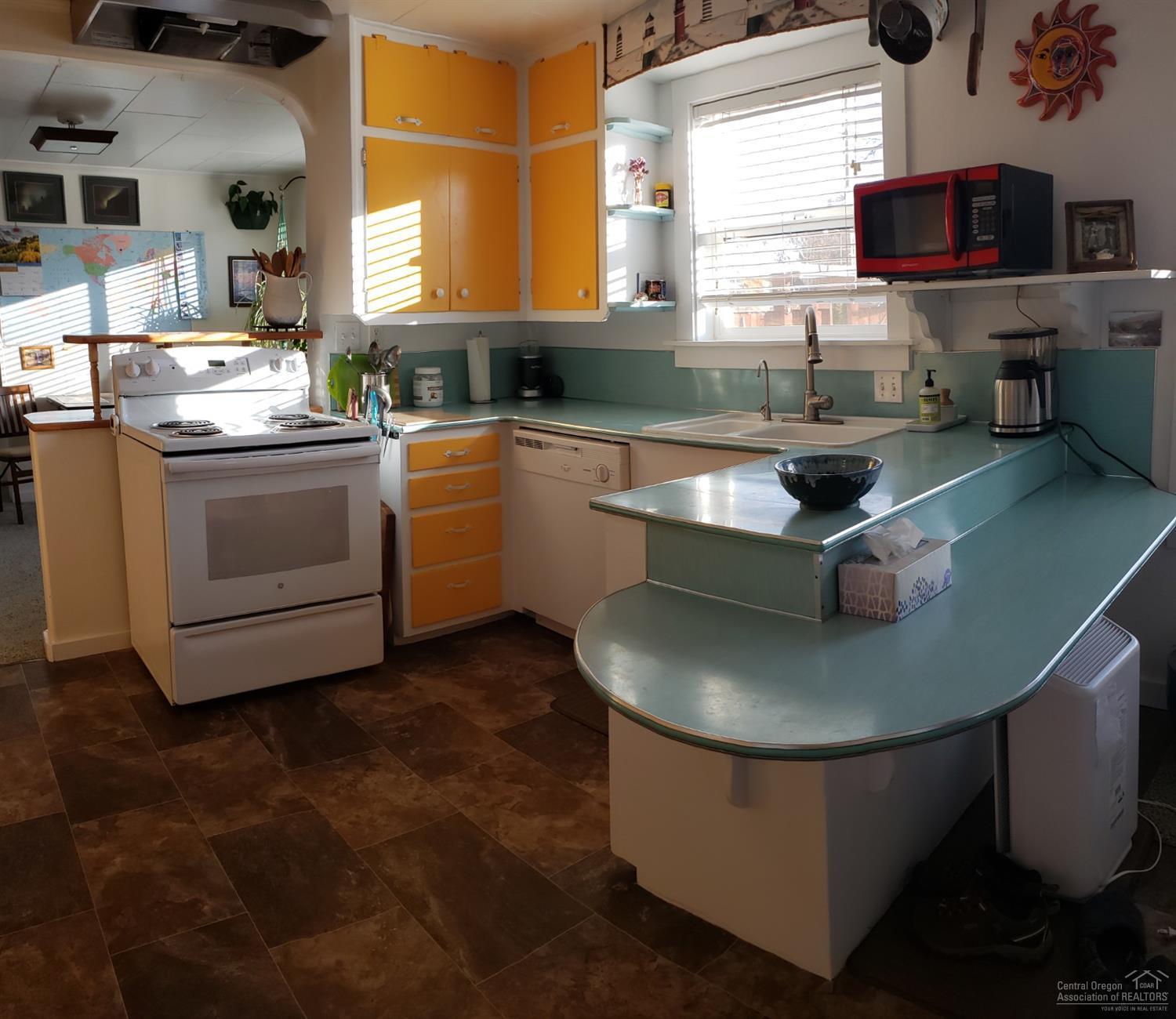 Major's - Residential