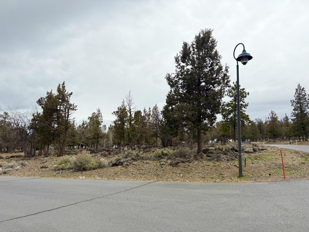 Running YResort - Land