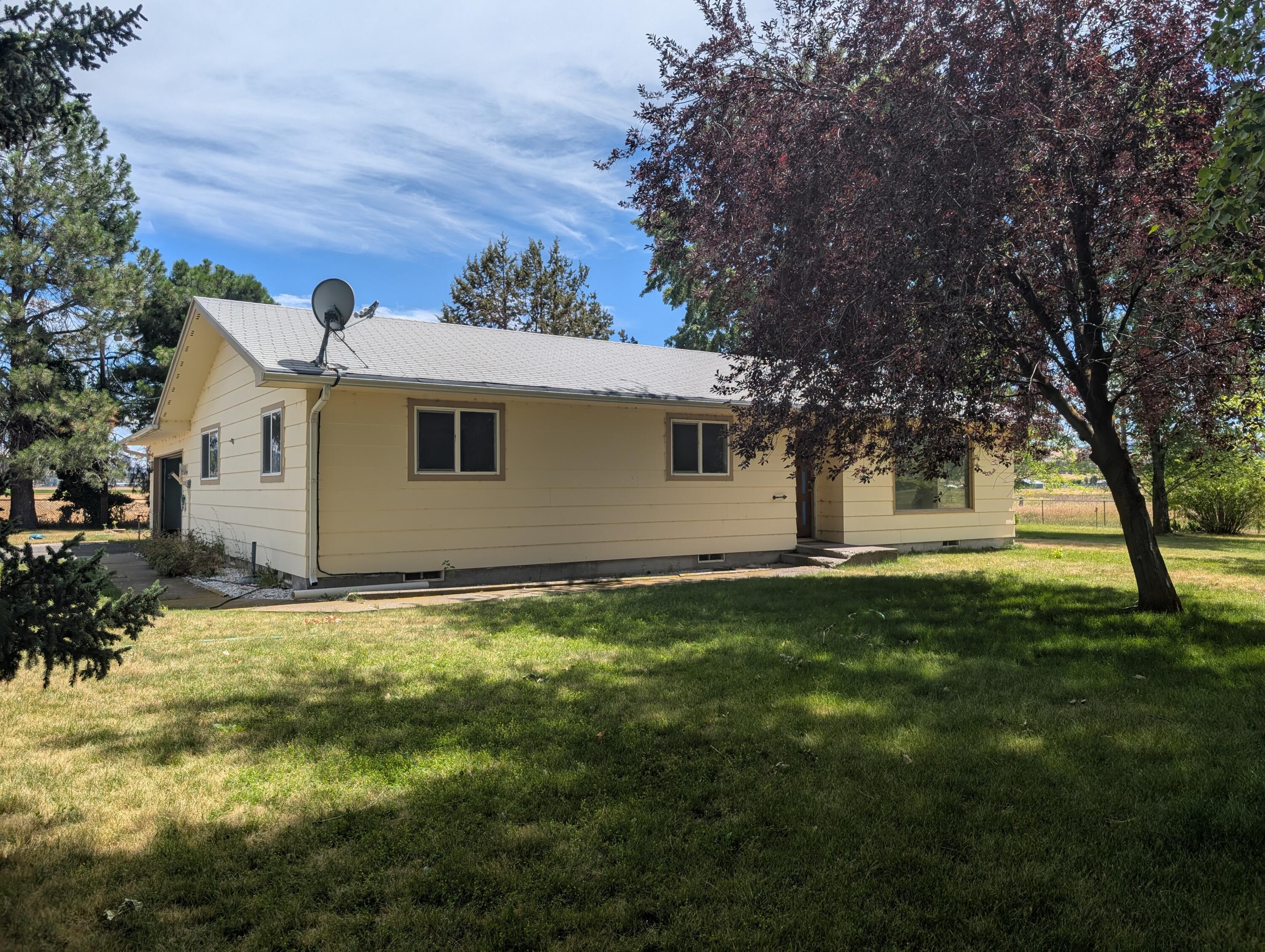 Small town living at its finest. Just minutes from Bonanza, private, and surrounded by farm ground. Located on a dead-end road is this cute country home that has had many upgrades including new bathrooms, kitchen, floors, wood stove insert, and more. Included with this amazing home is 3 bedrooms and 2 bathrooms. There is also a 2-car garage. There's plenty of room for a small hobby farm. Completely fenced in yard, outbuildings for storage and all river front. Enjoy the abundance of wildlife, sunsets, sunrises all from your back porch. Possibility to expand with the lot next door