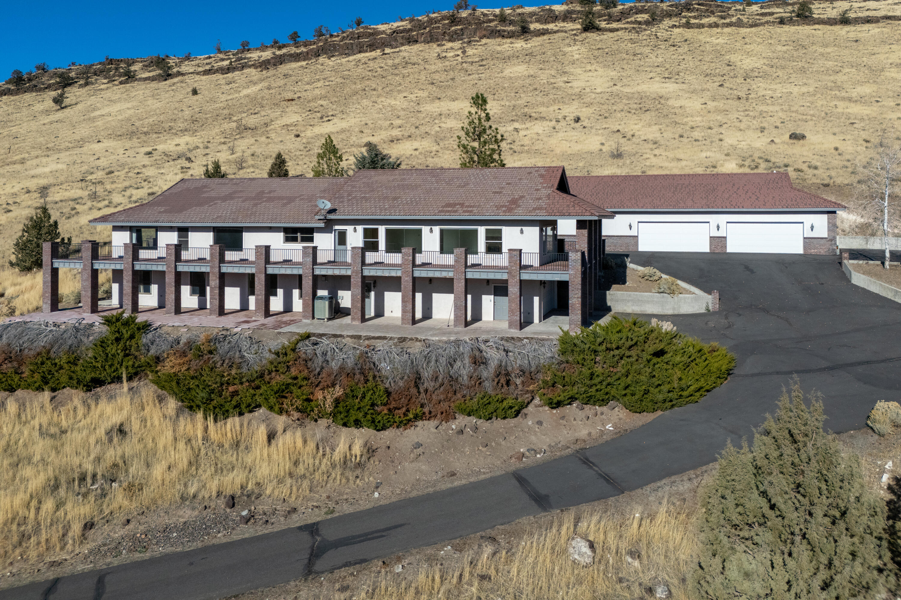 PleasVH - Residential