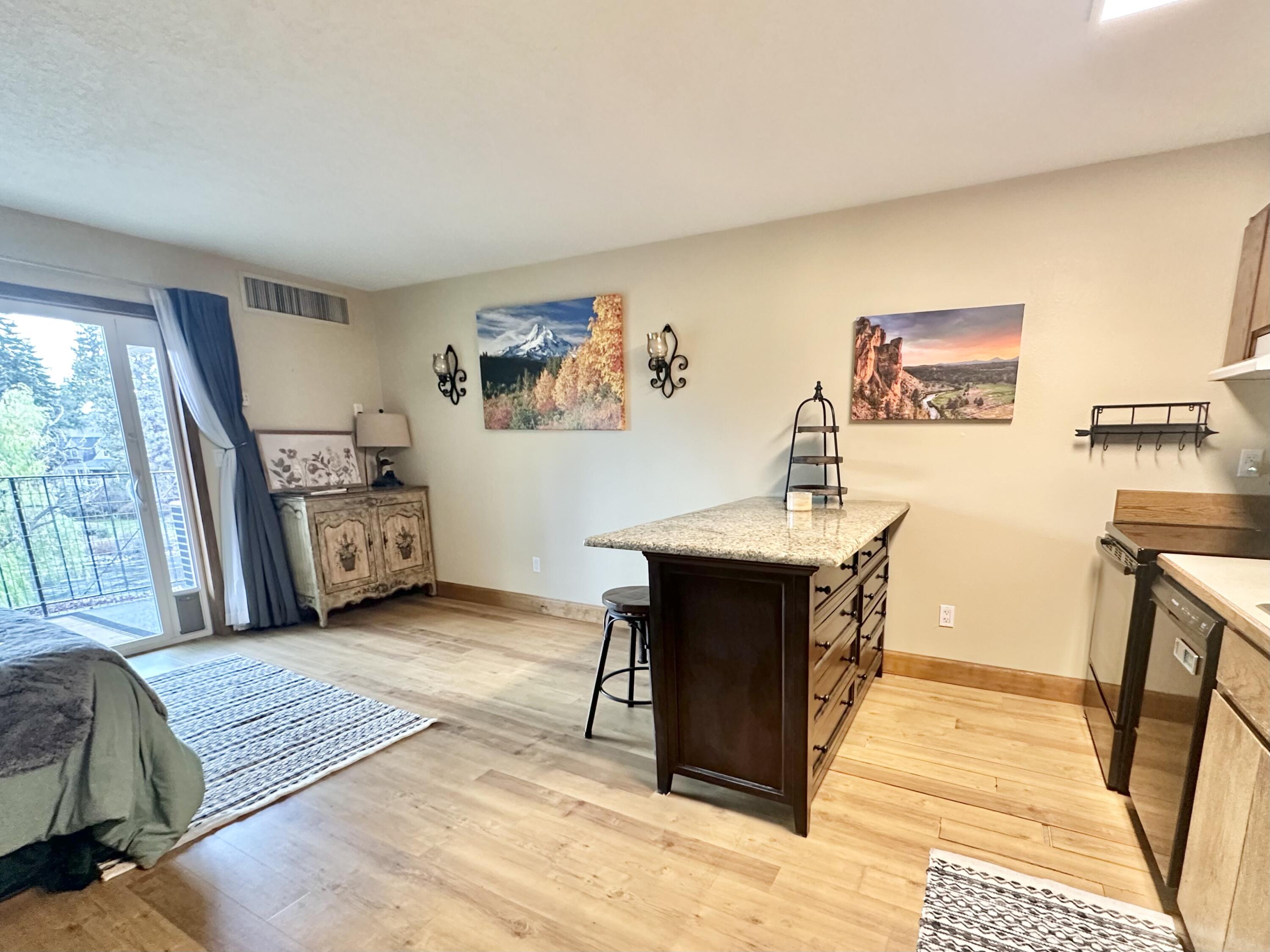 Bend Riverside - Residential