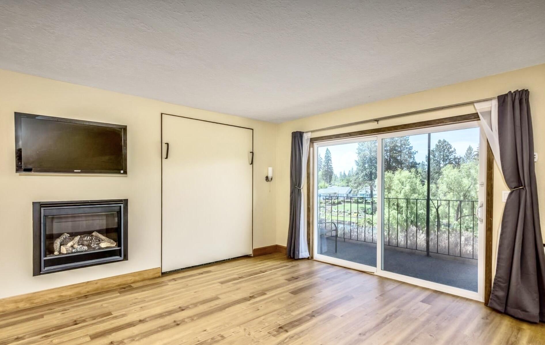 Bend Riverside - Residential