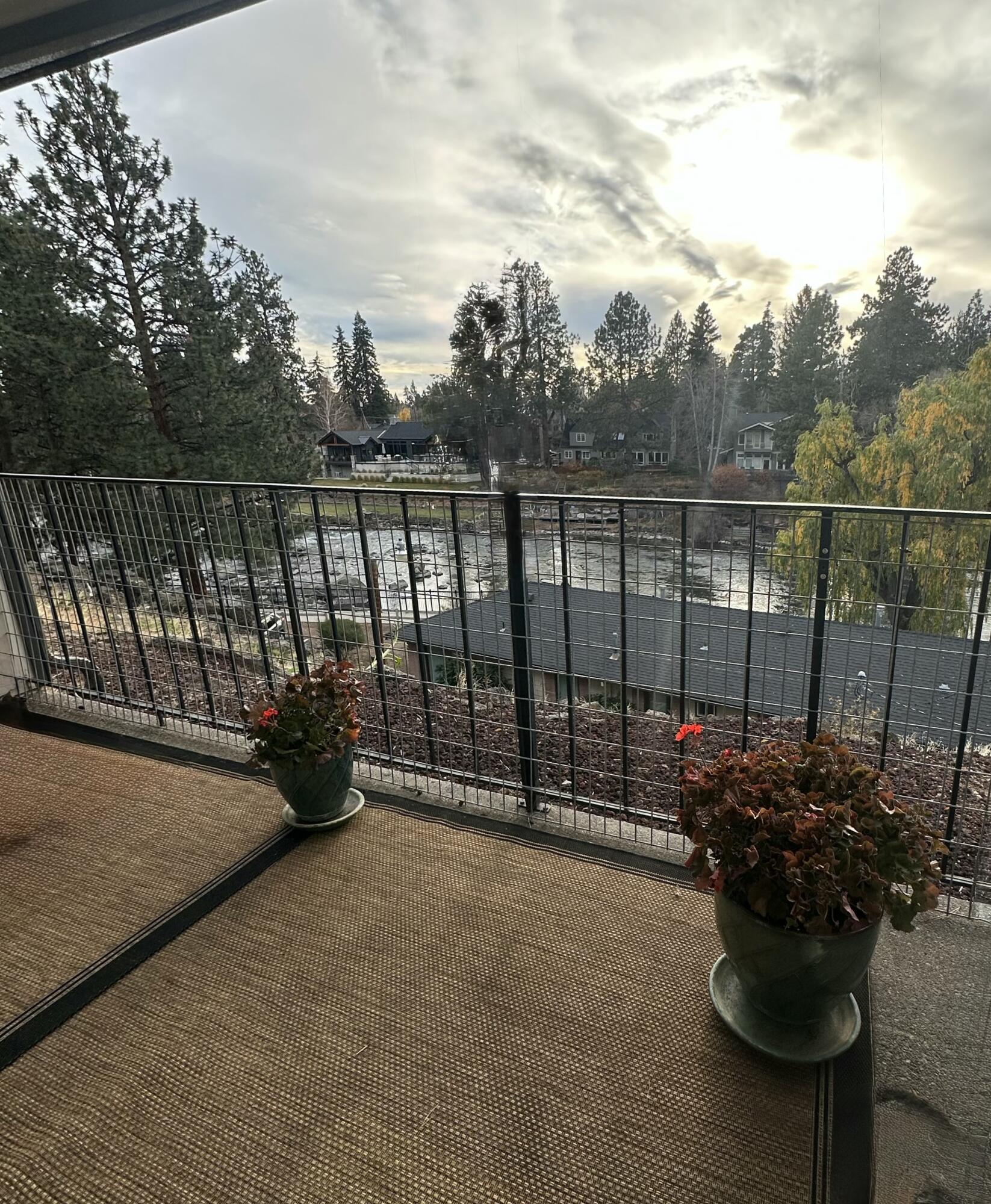 Bend Riverside - Residential