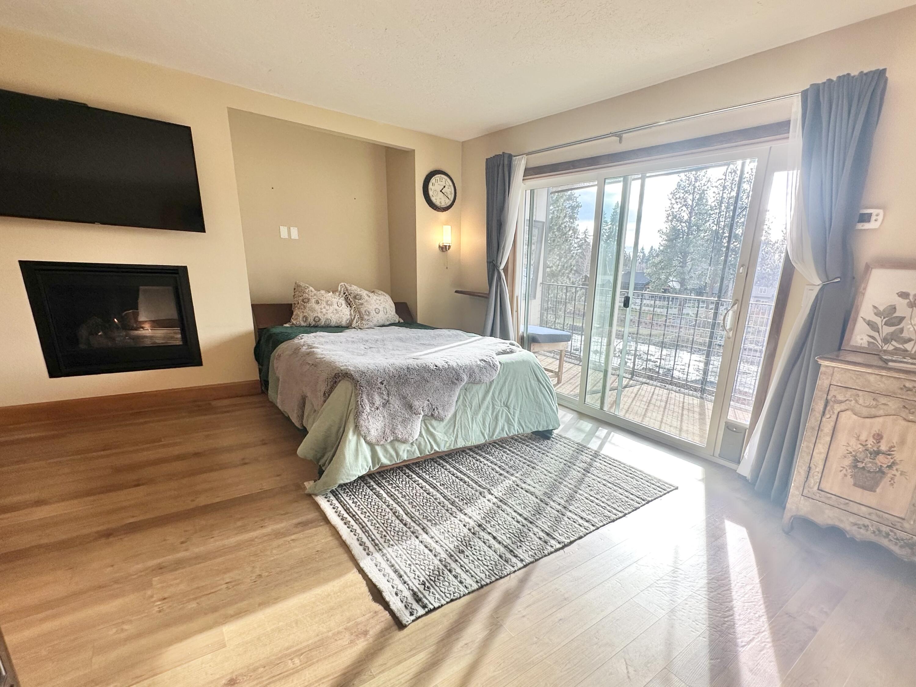 Bend Riverside - Residential
