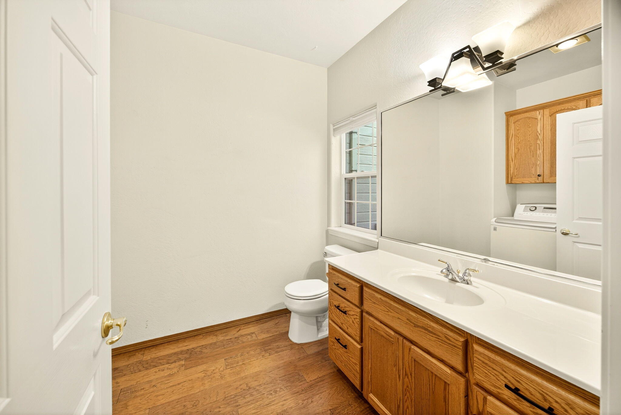 Court On Mary Jane, The - Residential
