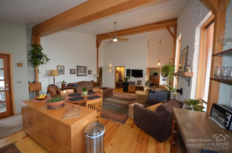 Hunts Three Sisters - Residential