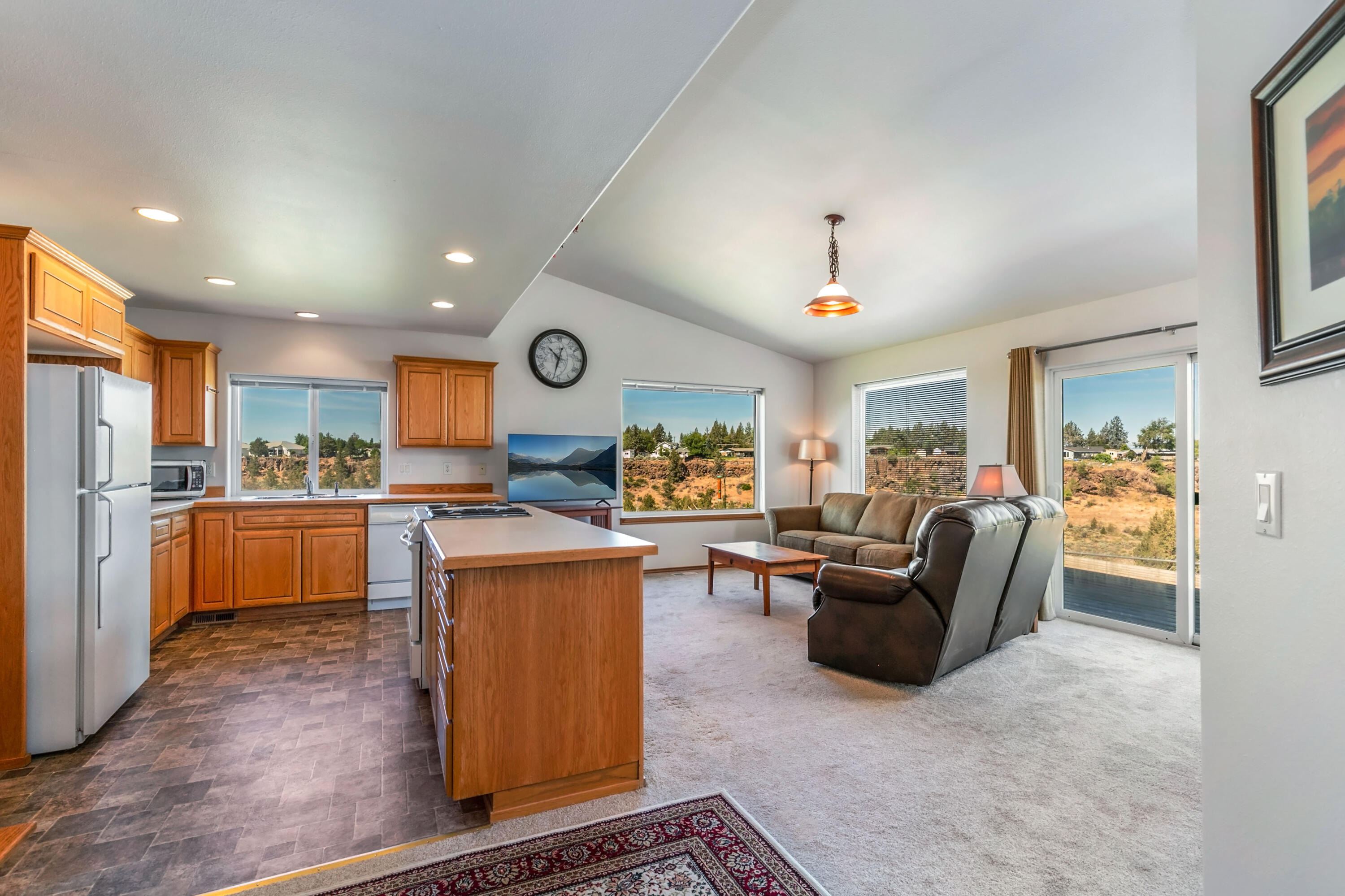 Rock Crest - Residential
