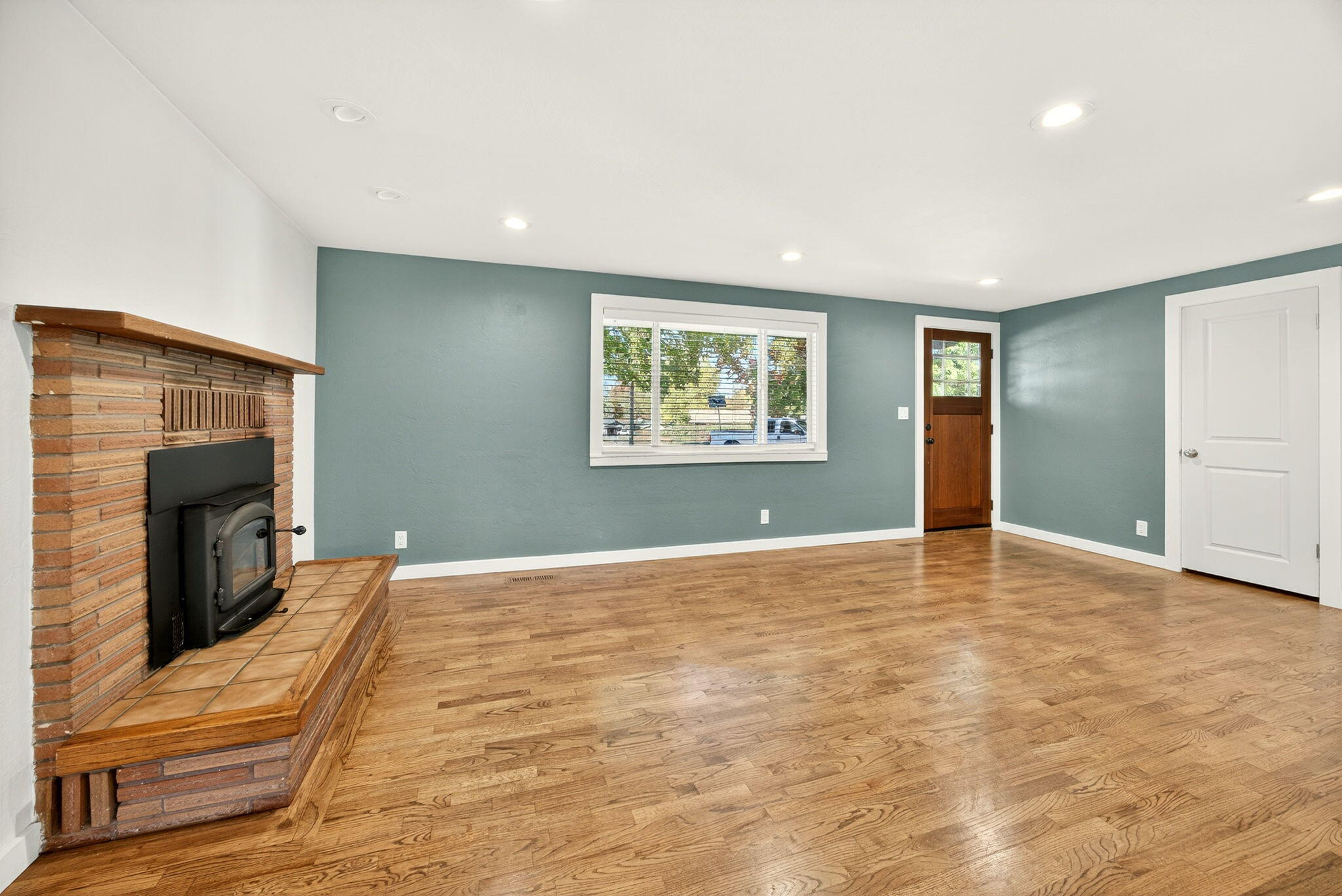 Blossom Hill Terrace Unit No 1 - Residential