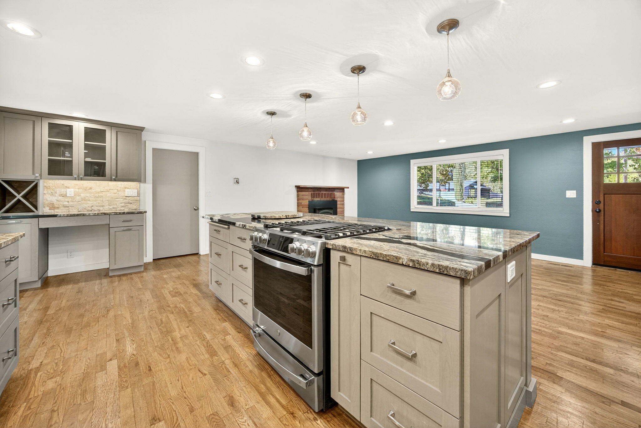 Blossom Hill Terrace Unit No 1 - Residential