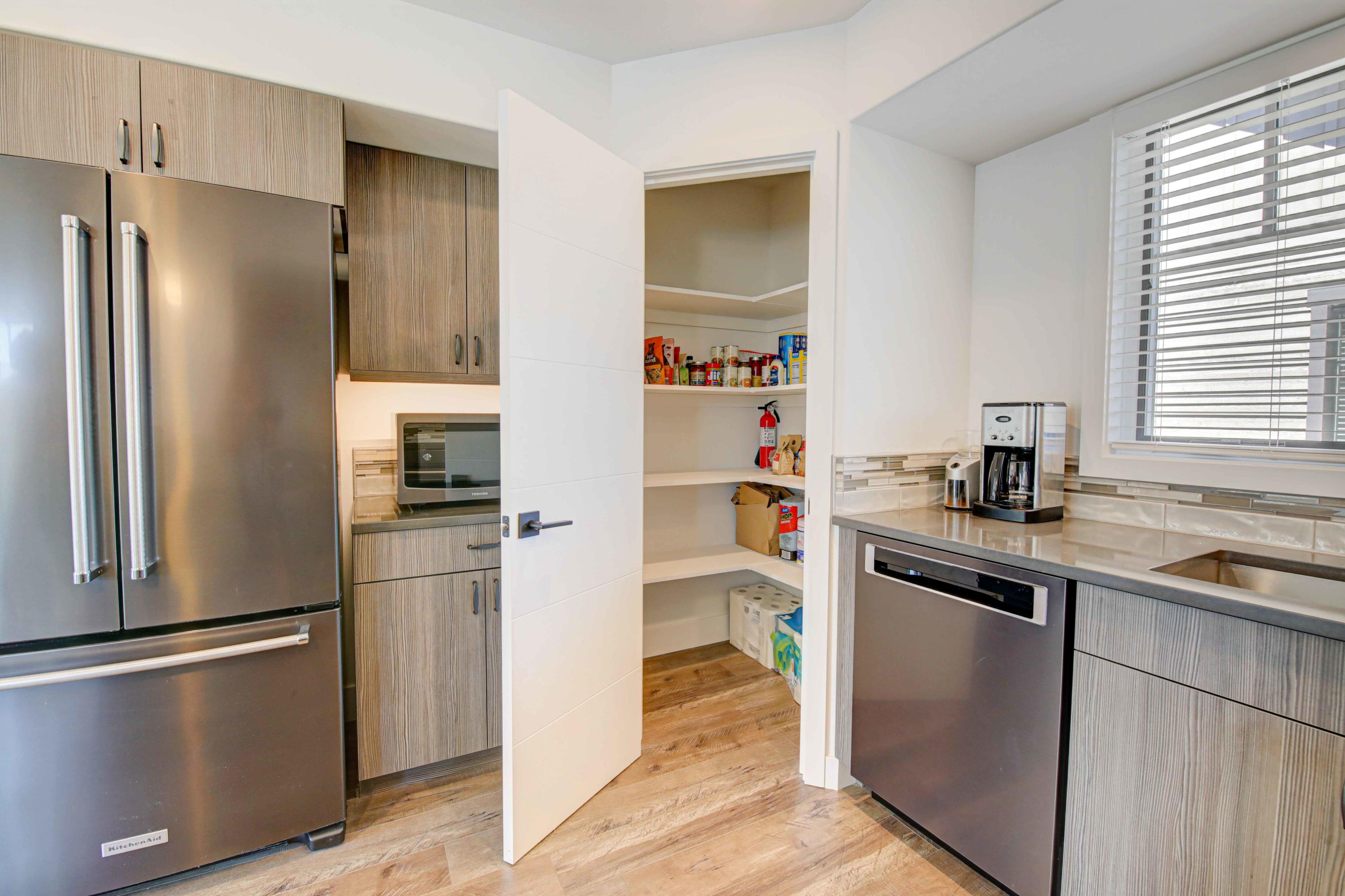 Pine Meadow Vill - Residential