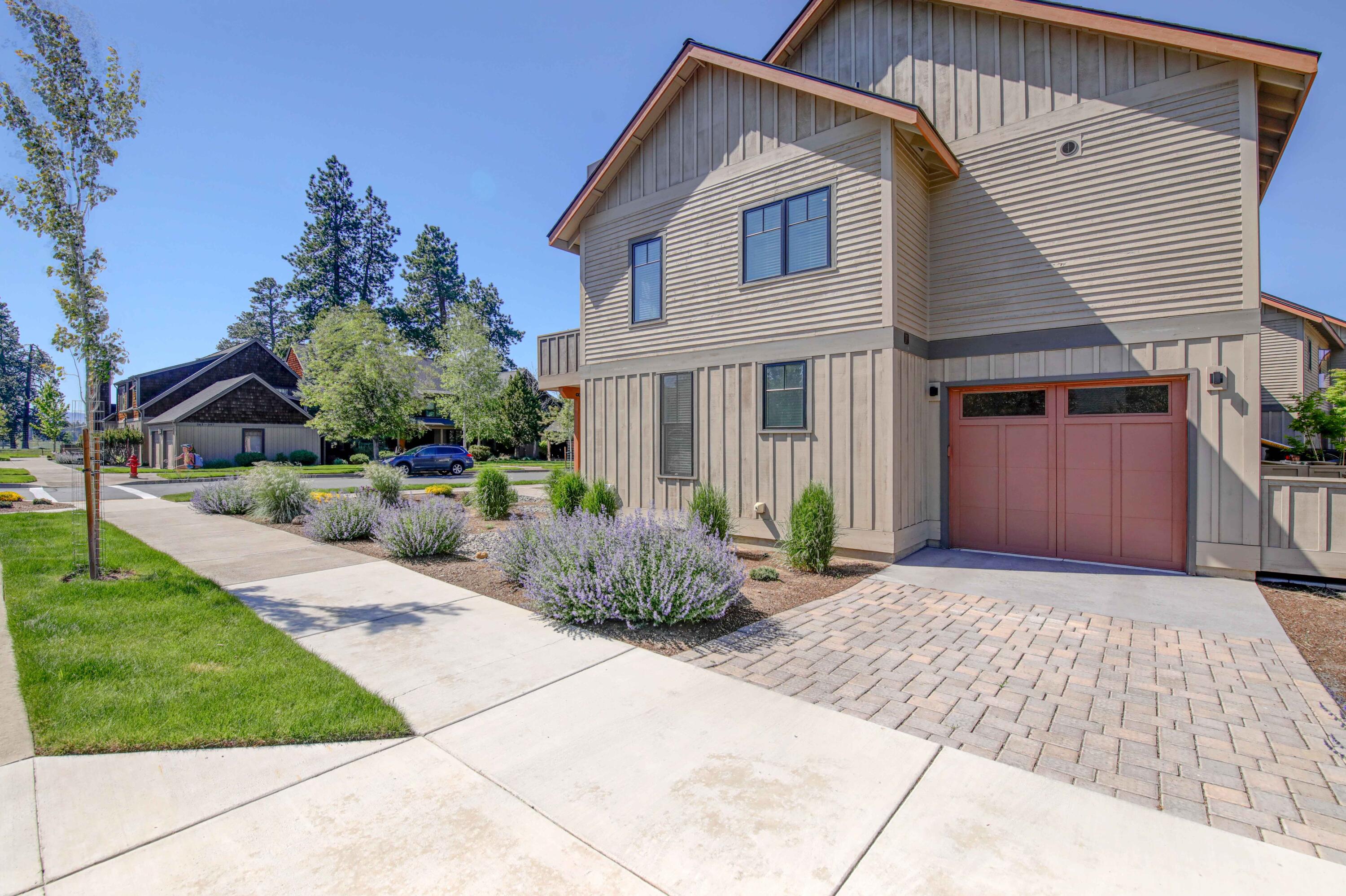 Pine Meadow Vill - Residential