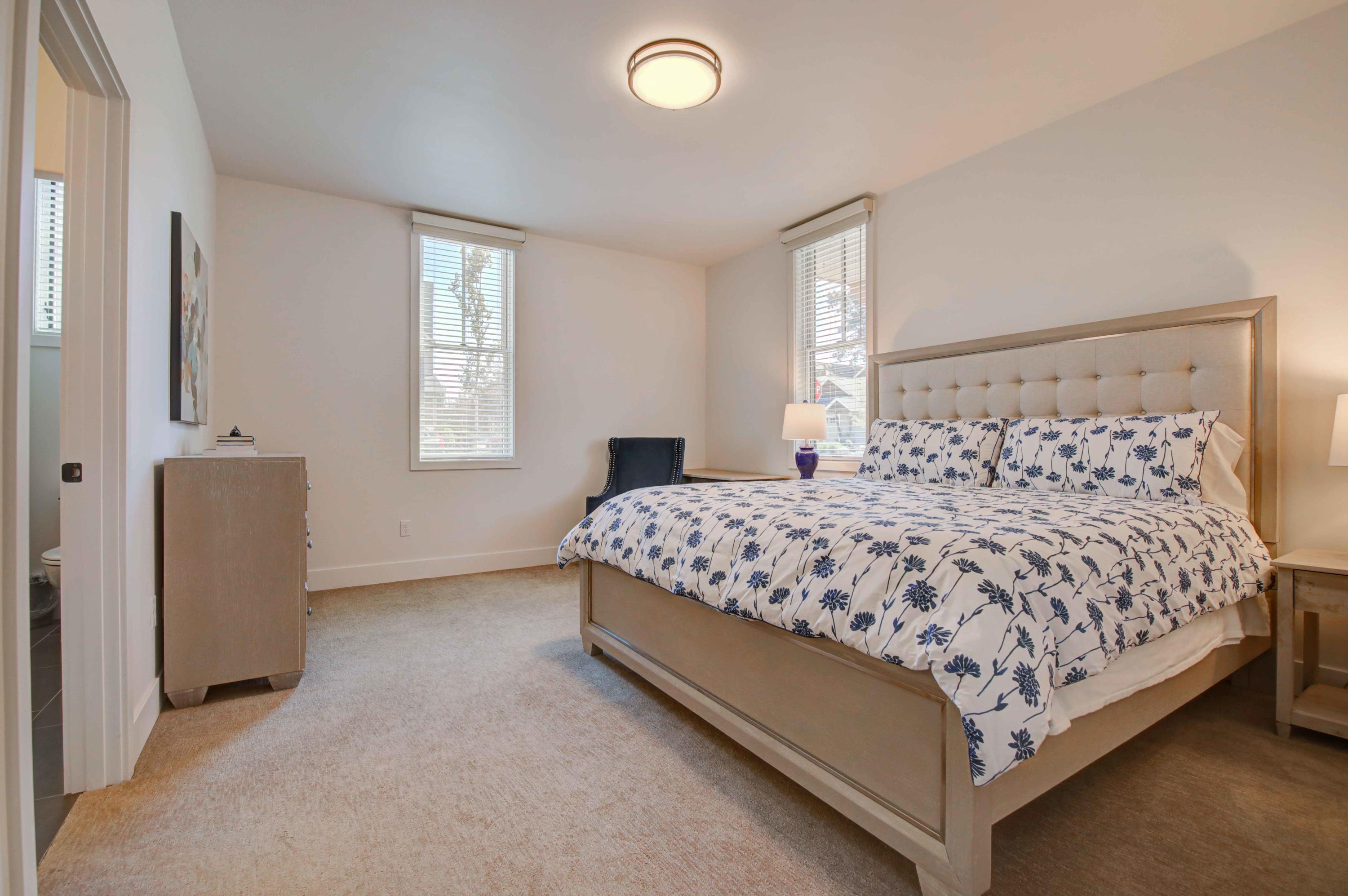 Pine Meadow Vill - Residential