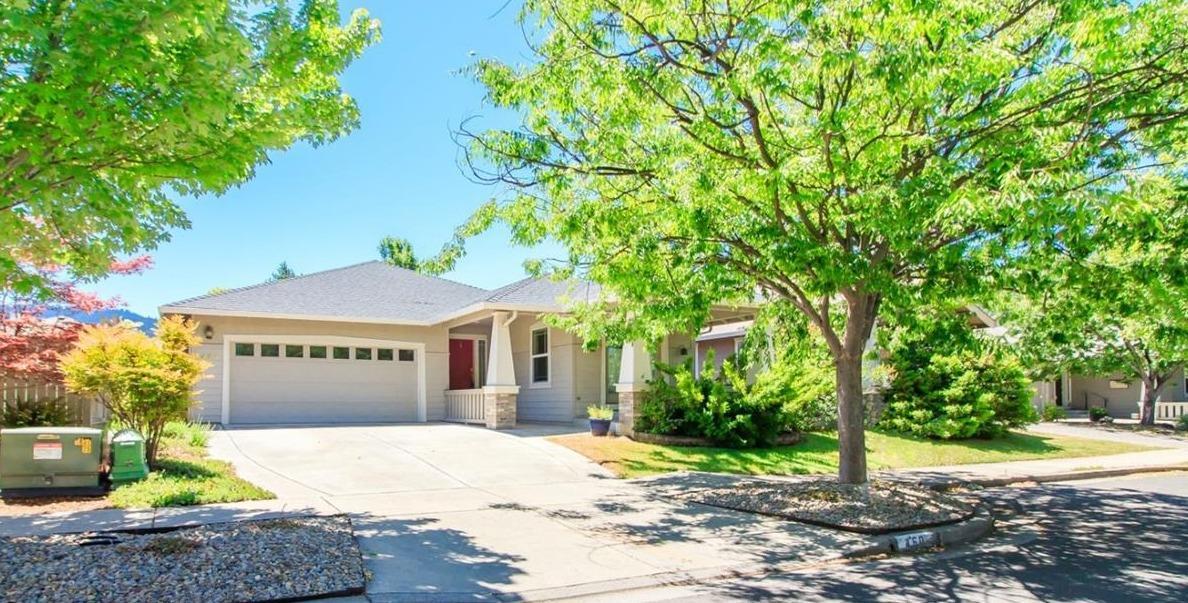 This lovely single level home is close to shopping and markets, in a quiet tucked in neighborhood off Hersey Street in Ashland. The home has new carpet throughout, gleaming hardwood floors, a convenient kitchen with tile countertops, and eating area. Formal dining area, and vaulted ceilings in the living room, with gas fireplace. The home has a front deck where you can sip your morning coffee and look out over the hills. In the backyard, there's lovely landscaping, garden beds and privacy. The master bedroom has coffered ceilings, walk in closet and private master bath. The other two bedrooms are good sized, there's a separate hall bath, plus laundry room. Don't miss a chance to have all of the amenities of living in Ashland, in this contemporary home.