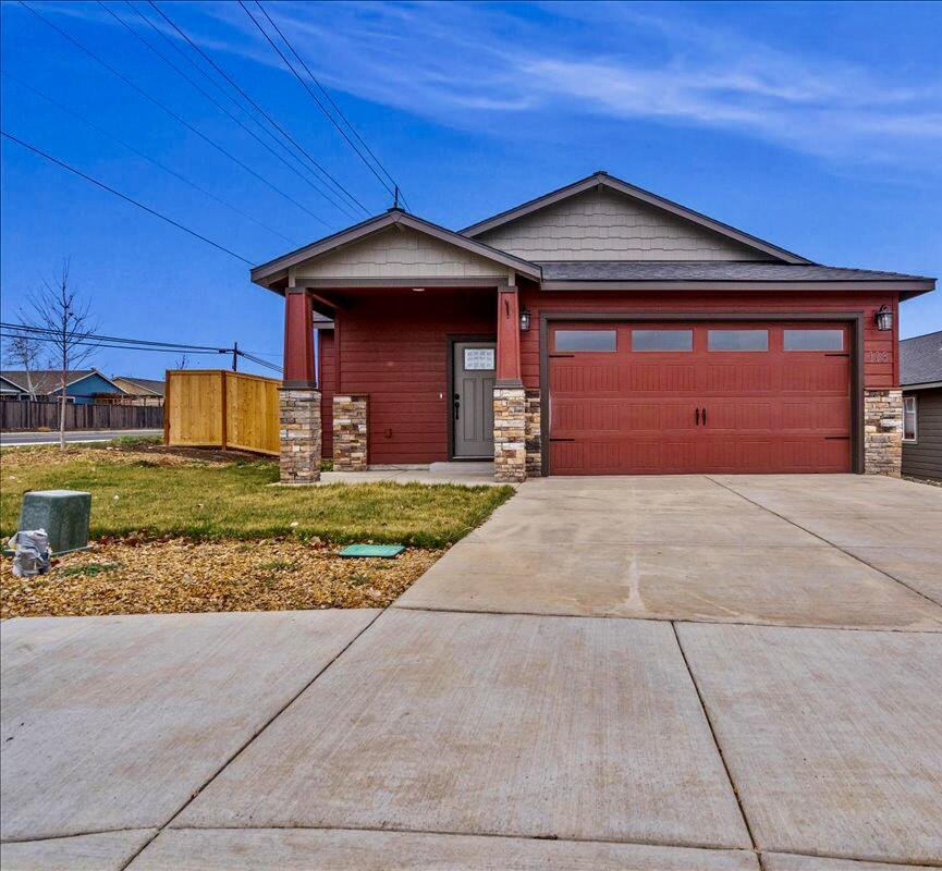 Gorgeous  single level home on a corner lot!
3 bedroom spacious home with lots of upgrades. This is a must see. 
Large primary suite with huge walk in closet. Open floor plan. Gas forced air. Granite in kitchen! 
Big fenced backyard.
This is a must see!!!!!!