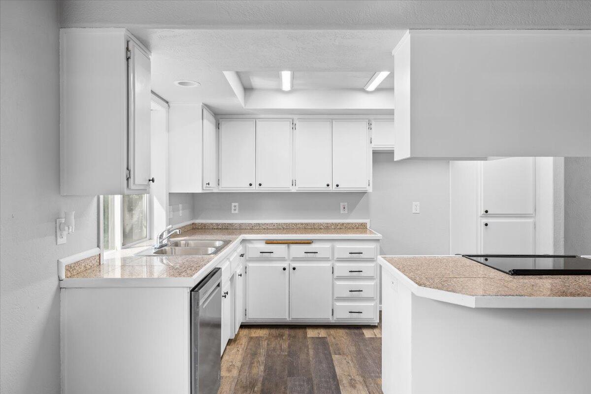 Valley Point - Residential