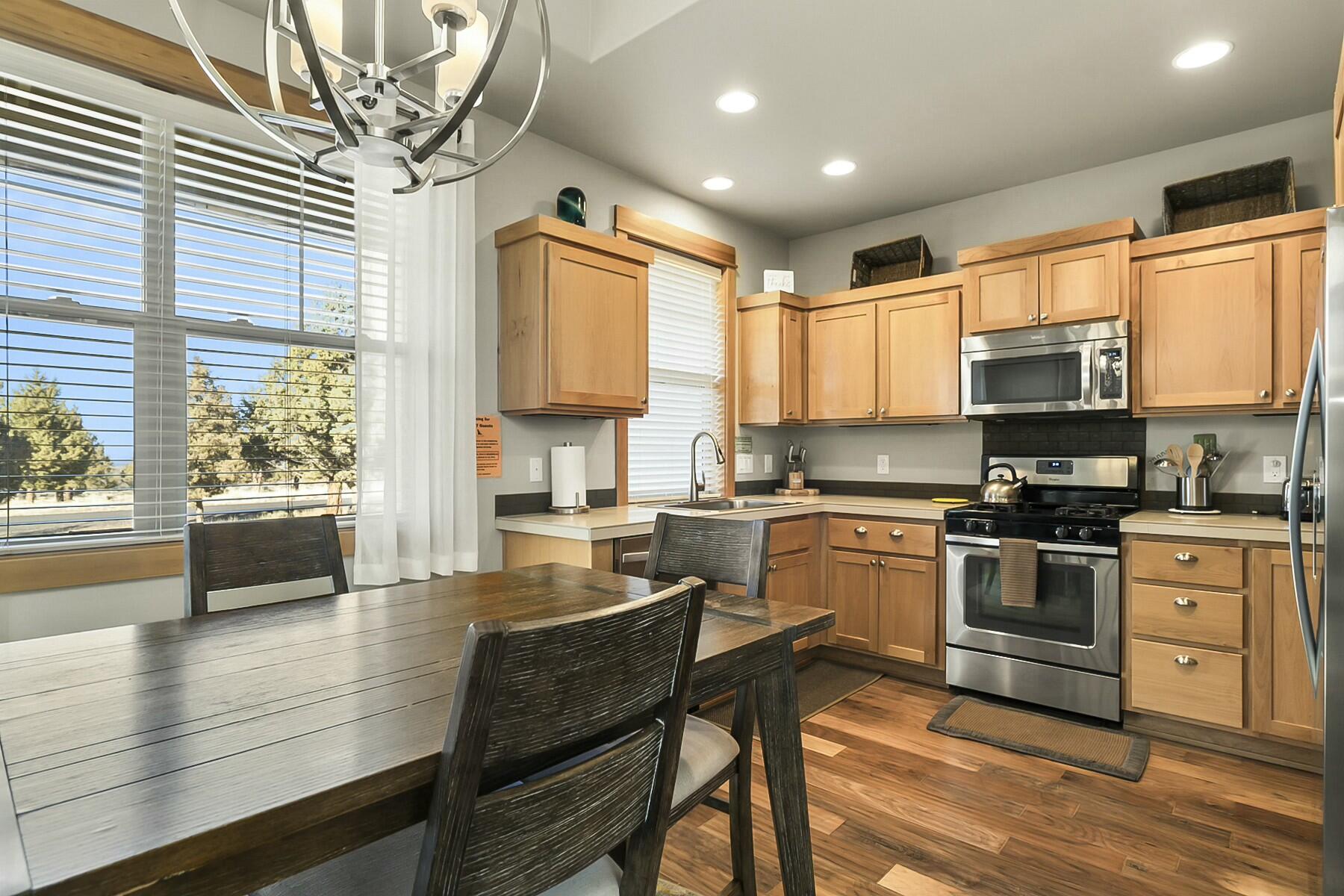 Eagle Crest - Residential