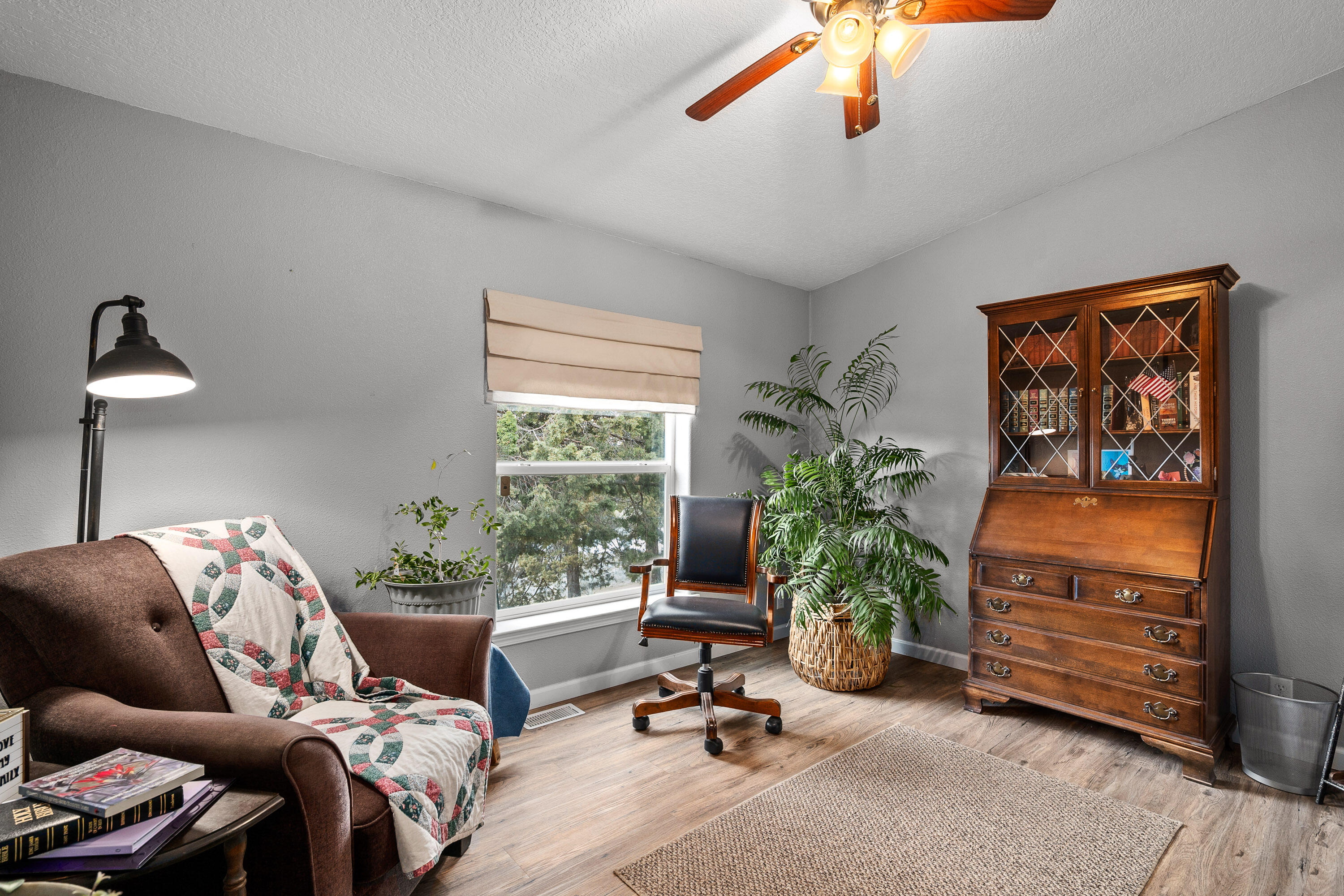 Irish Bend - Residential