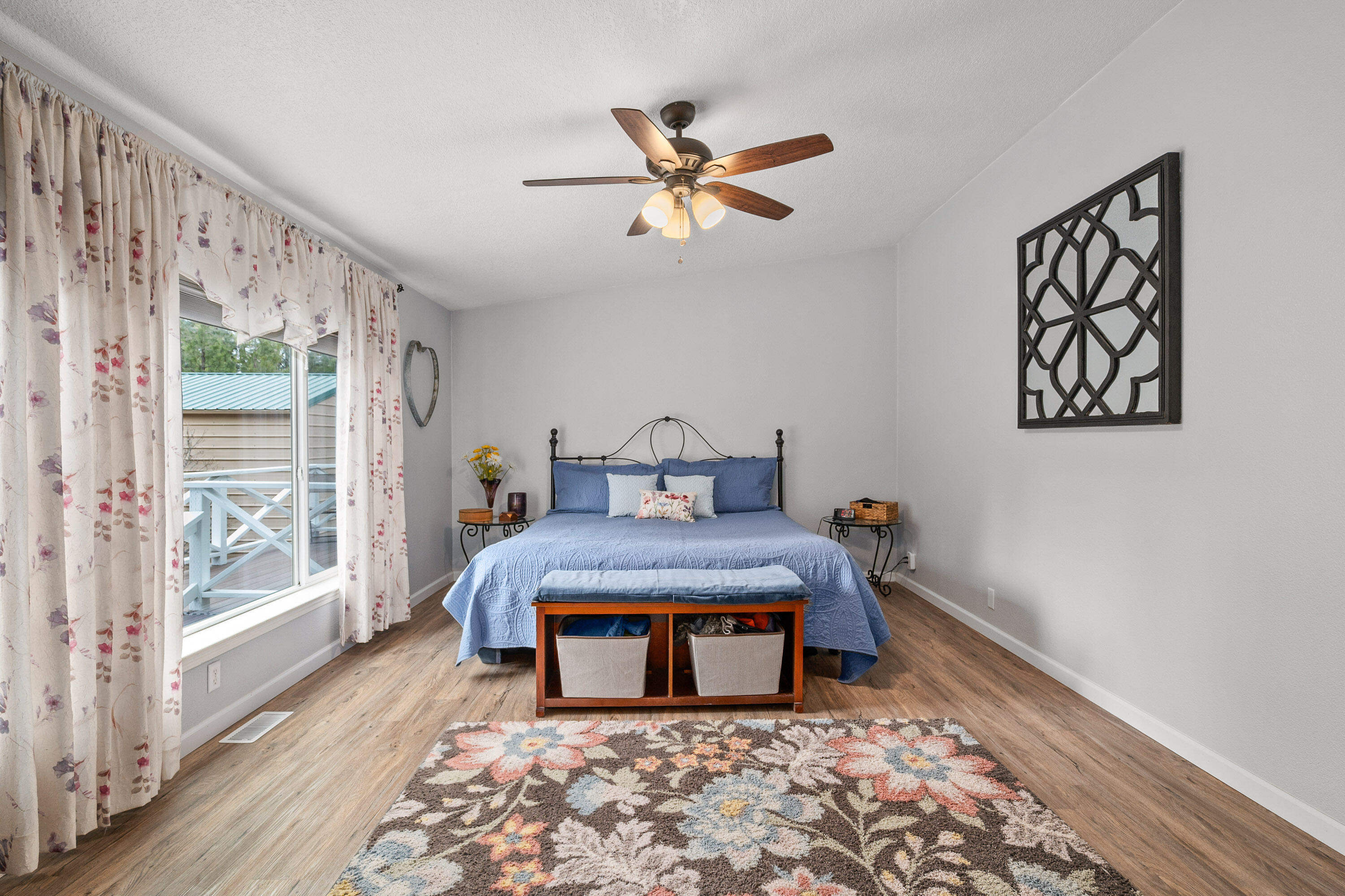Irish Bend - Residential