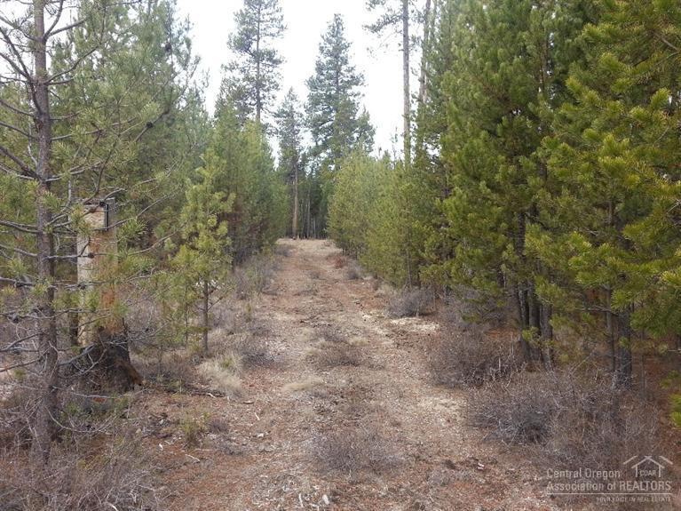 Wagon Trail Acreages - Land
