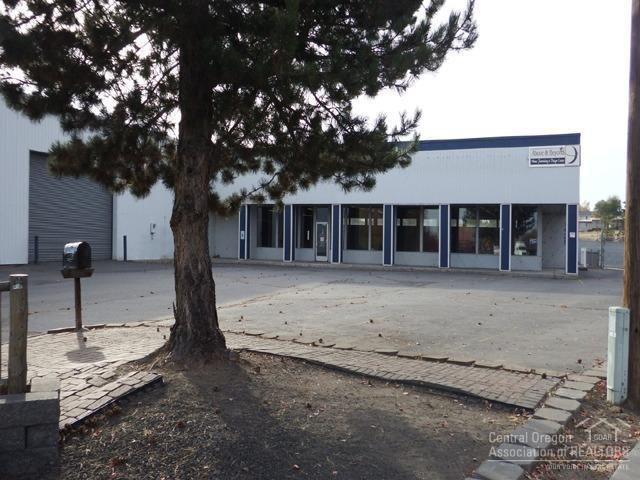This is a one of a kind building in Madras, Oregon. Located on the Southern end of the City where newer construction is adding growth in this community. Situated on 3.3 acres and over 14,000 square feet under roof. Building is mostly all open floor inside so you can make it fit your needs. Parking area all paved. Looking for a small mall with lots of room, here is your opportunity.