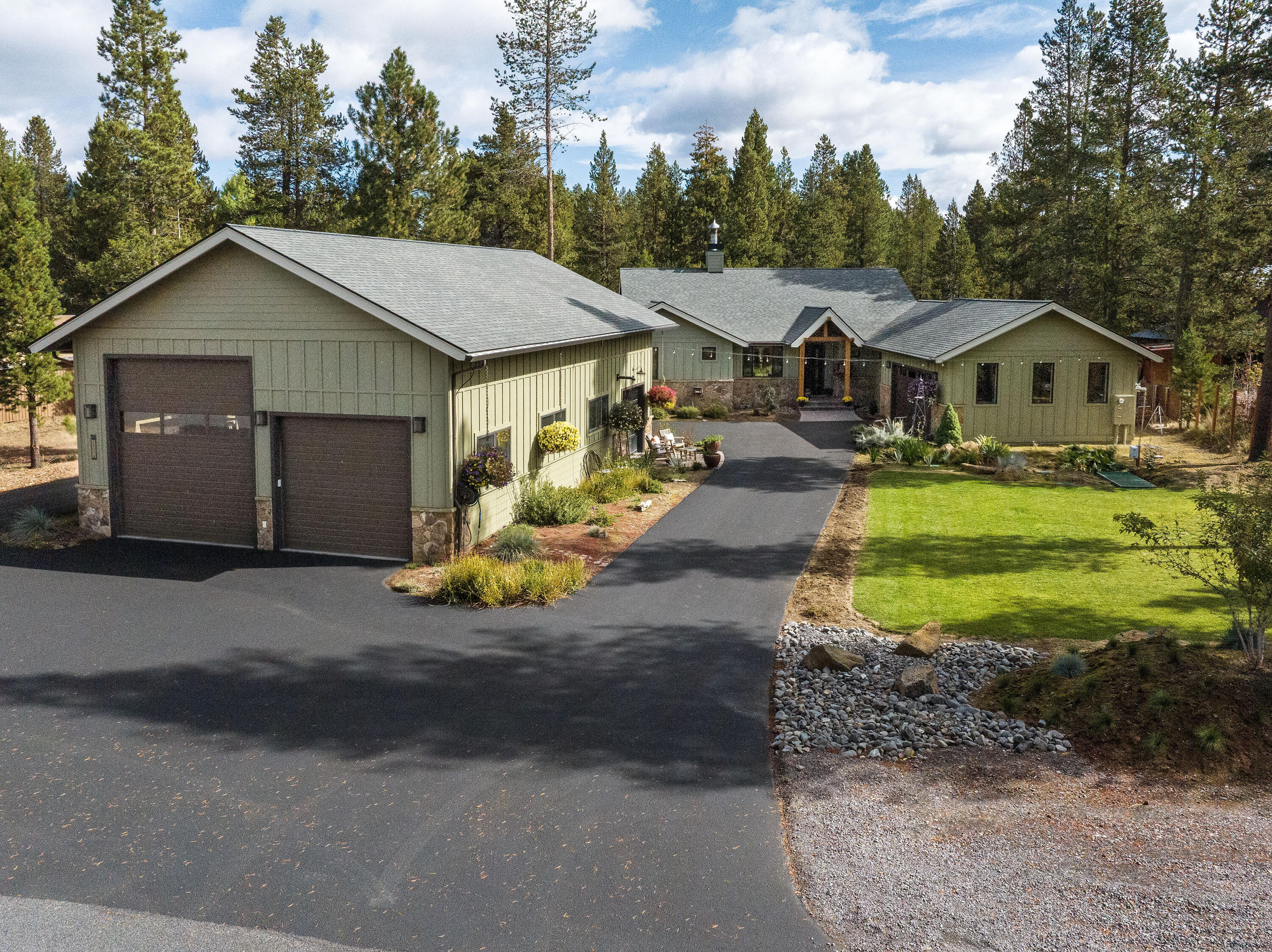 Fall River Estate - Residential