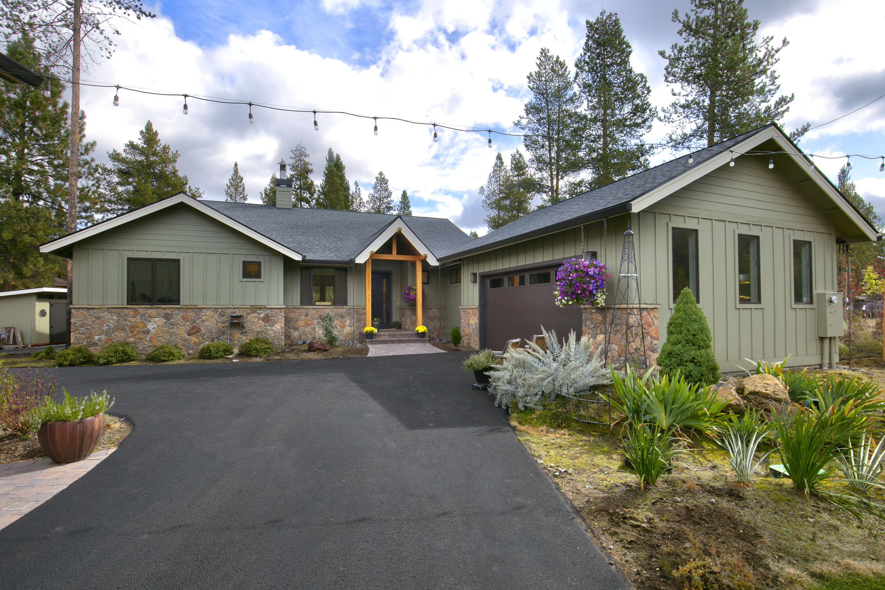 Fall River Estate - Residential