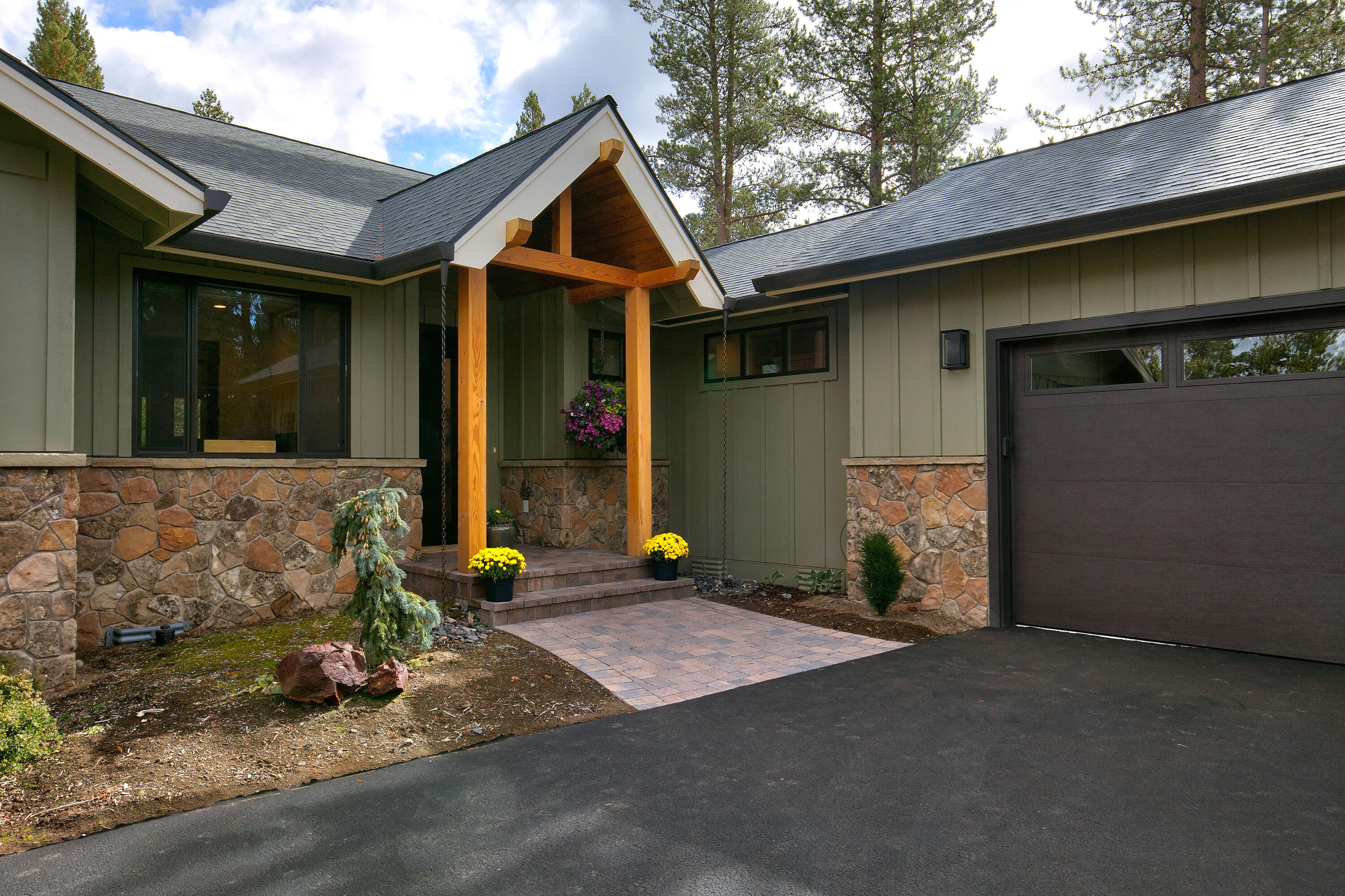 Fall River Estate - Residential