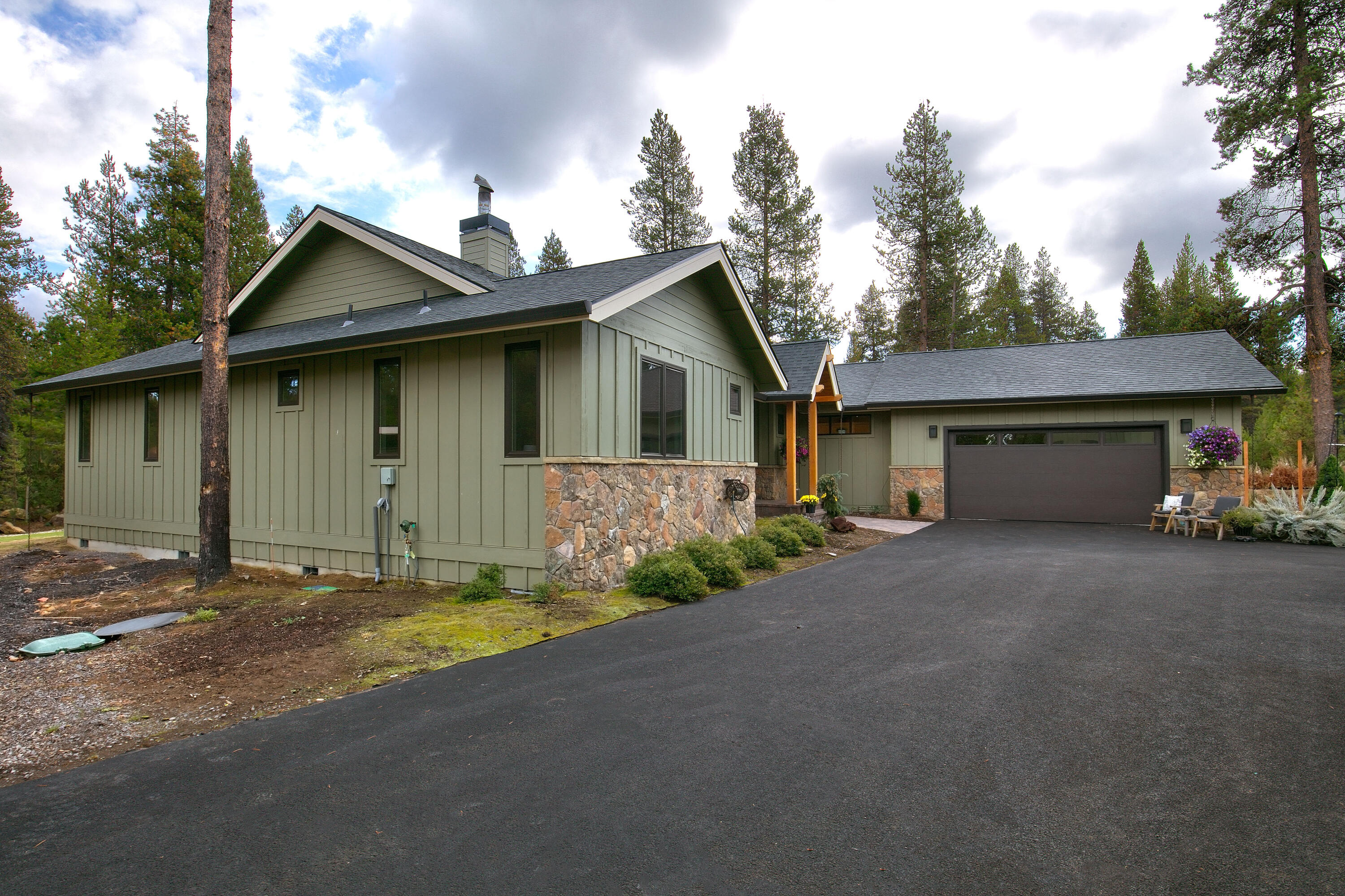 Fall River Estate - Residential